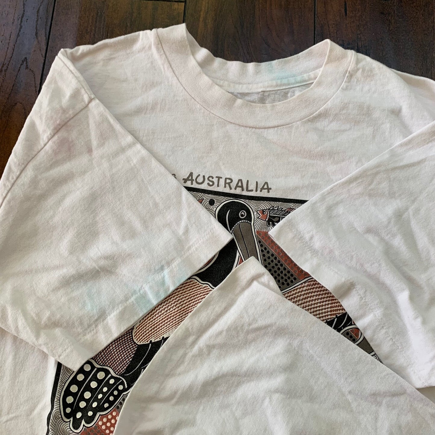 Australia Vintage T Shirt Travel Birds Pelican Ocean Beach Vacation Travel Rap