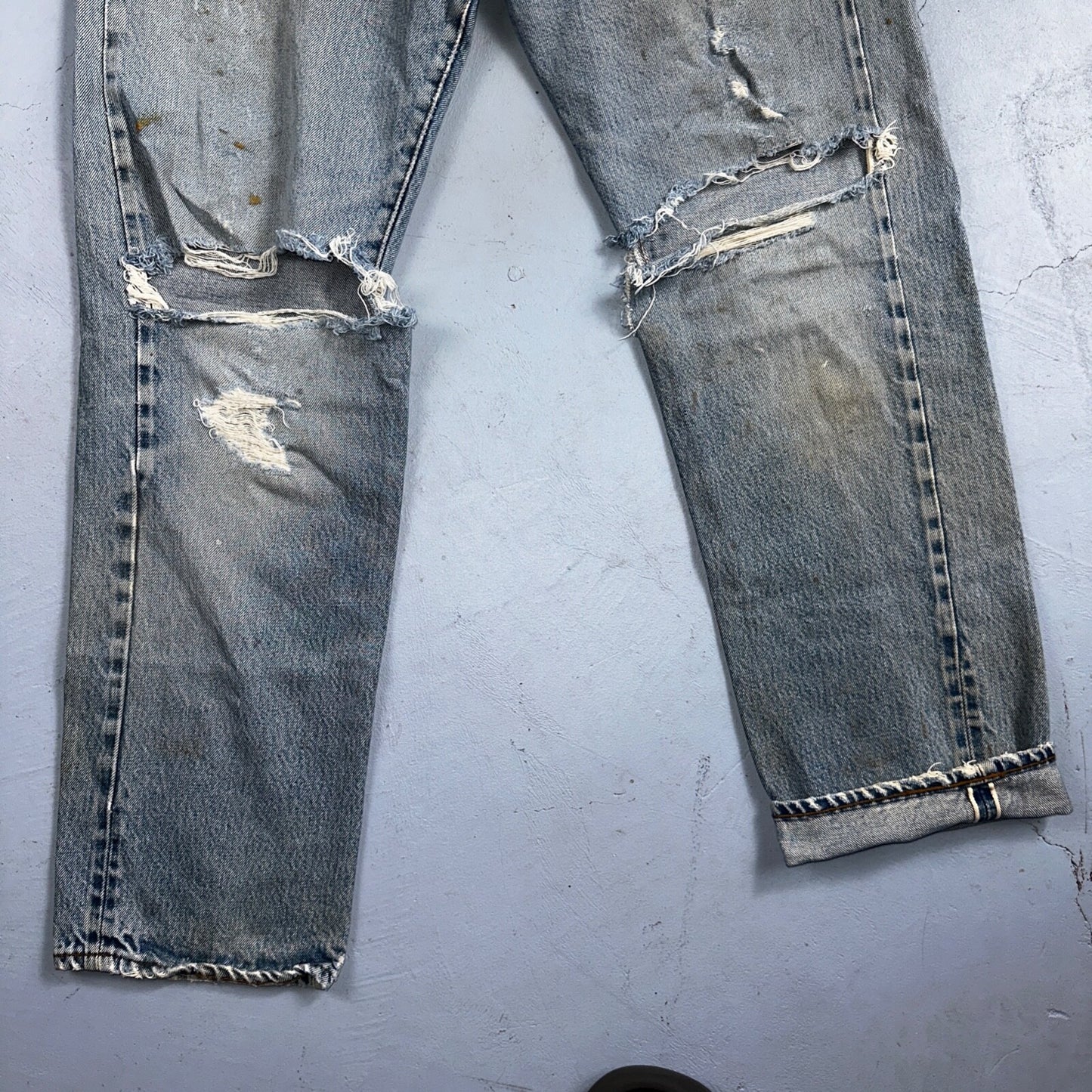 Levis 501 Vintage 80s Redline Selvedge USA XX Jeans Thrashed 33x33 Act 31x30