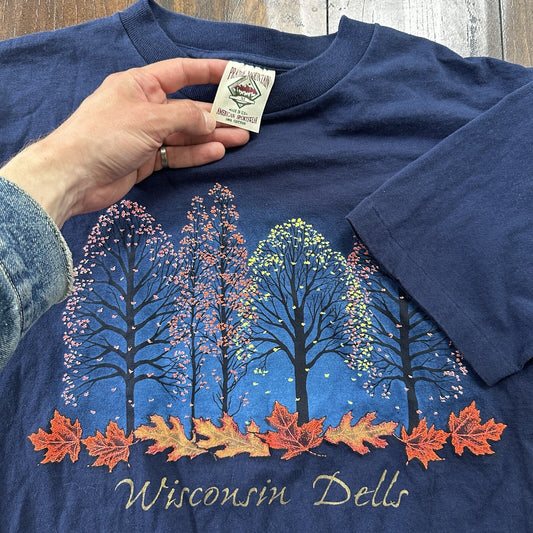Wisconsin Dells Vintage 90s T Shirt Single Stitch City Town Autumn Fall Cozy Rap