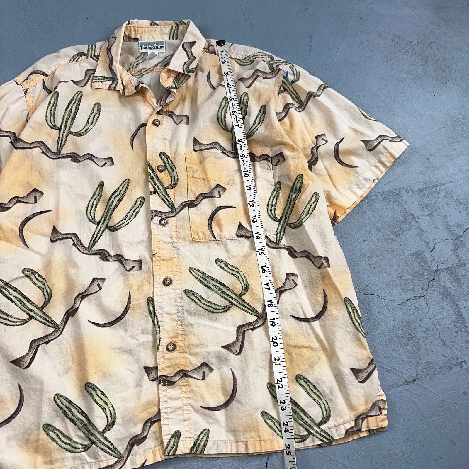 PATAGONIA VTG 80s Pataloha Cactus Hawaiian Yellow Green Desert Floral USA Small