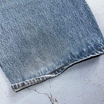 Levis 501 Vintage 90s USA XX Straight Leg Jeans Blue Light Wash 46x32 Act 42x28