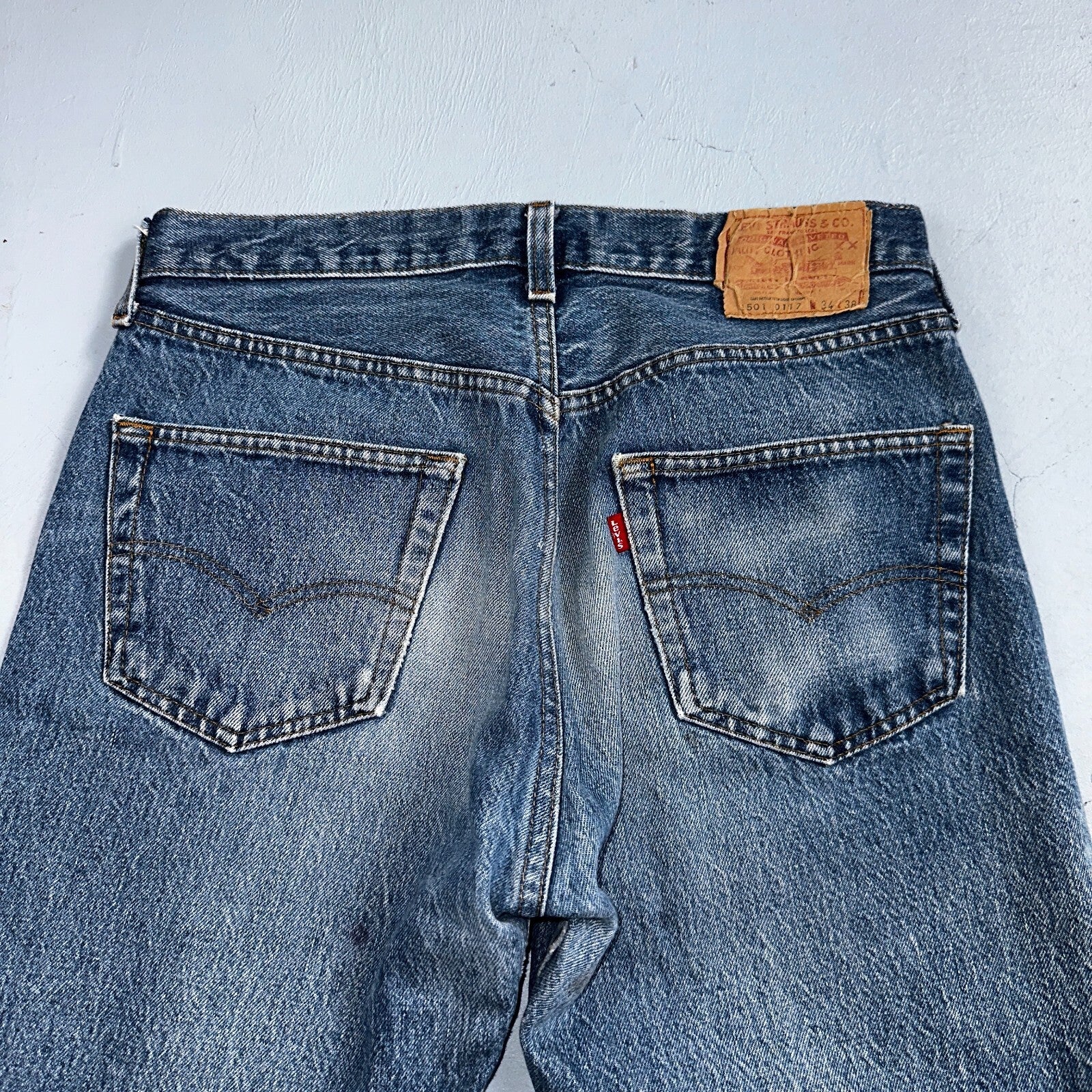 Levis 501 Vintage 80s USA XX Straight Leg Jeans Blue Med Wash 34x38 Act 31x33