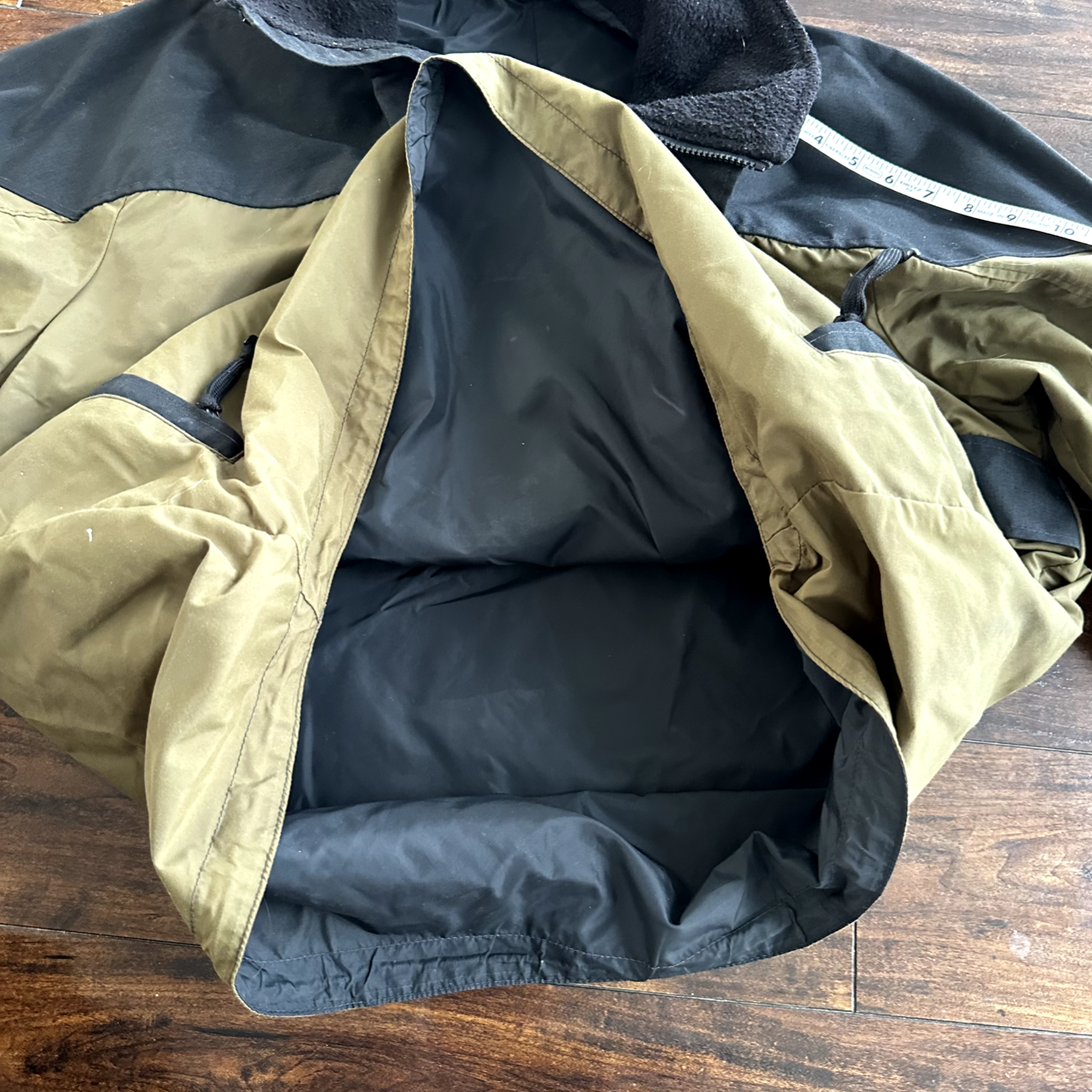 High Gear Hood River USA Made Size L Olive Waterproof Insulated Coat Green Black