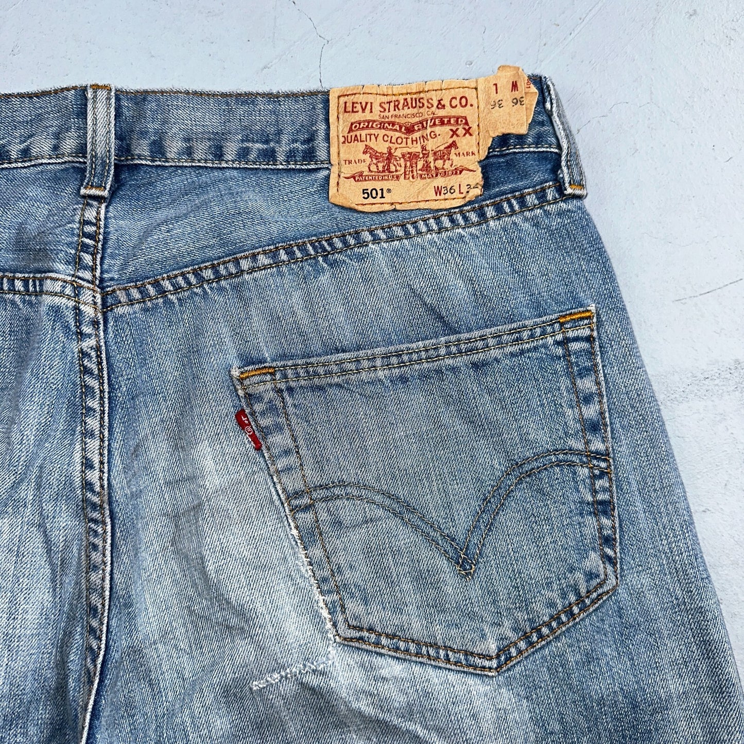 Levis 501 Vintage Y2K XX Straight Leg Jeans Blue Light Wash 36x36 Act 35x34