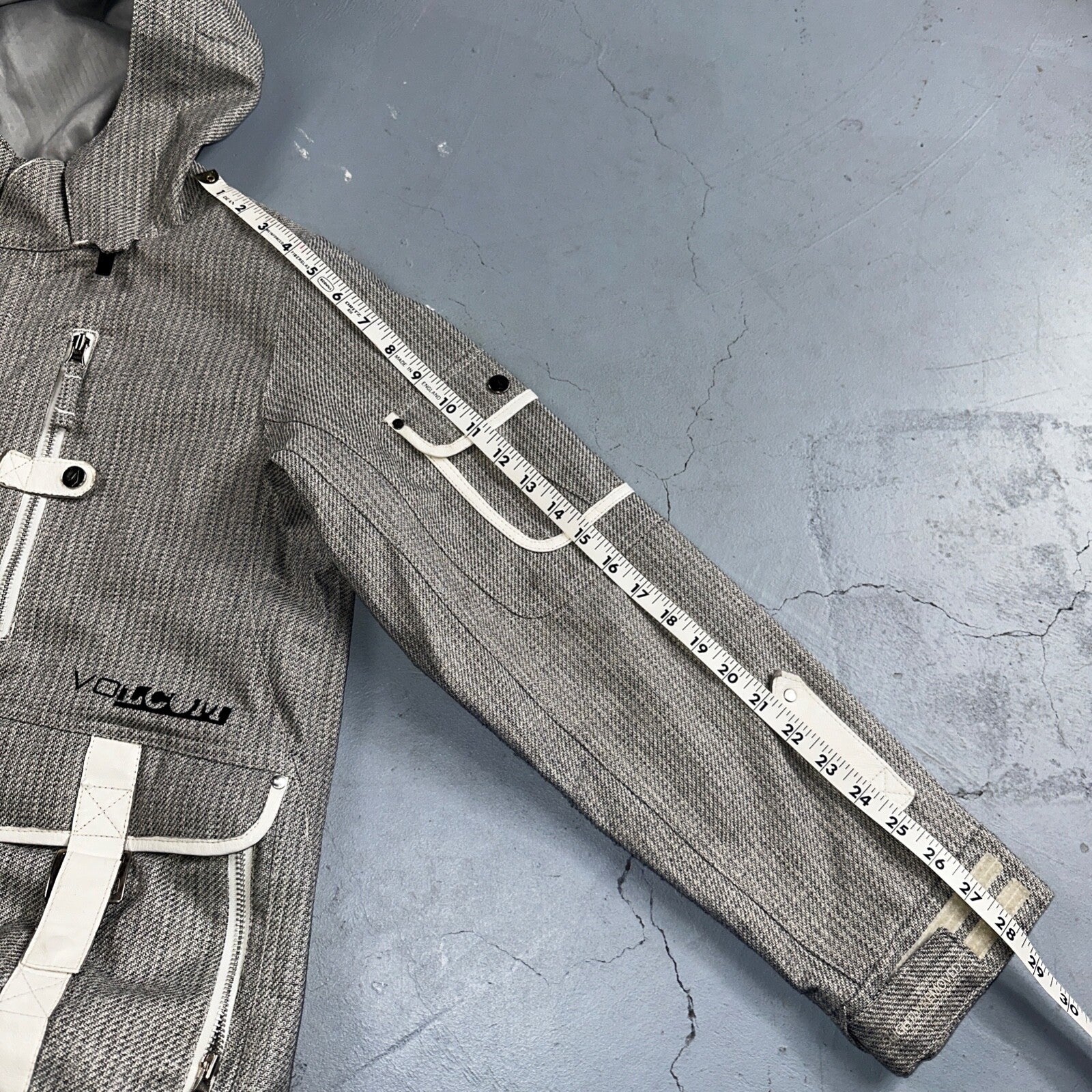 Volcom Snowboarding Jacket Men's Size Small Transition Parka Gray Ski