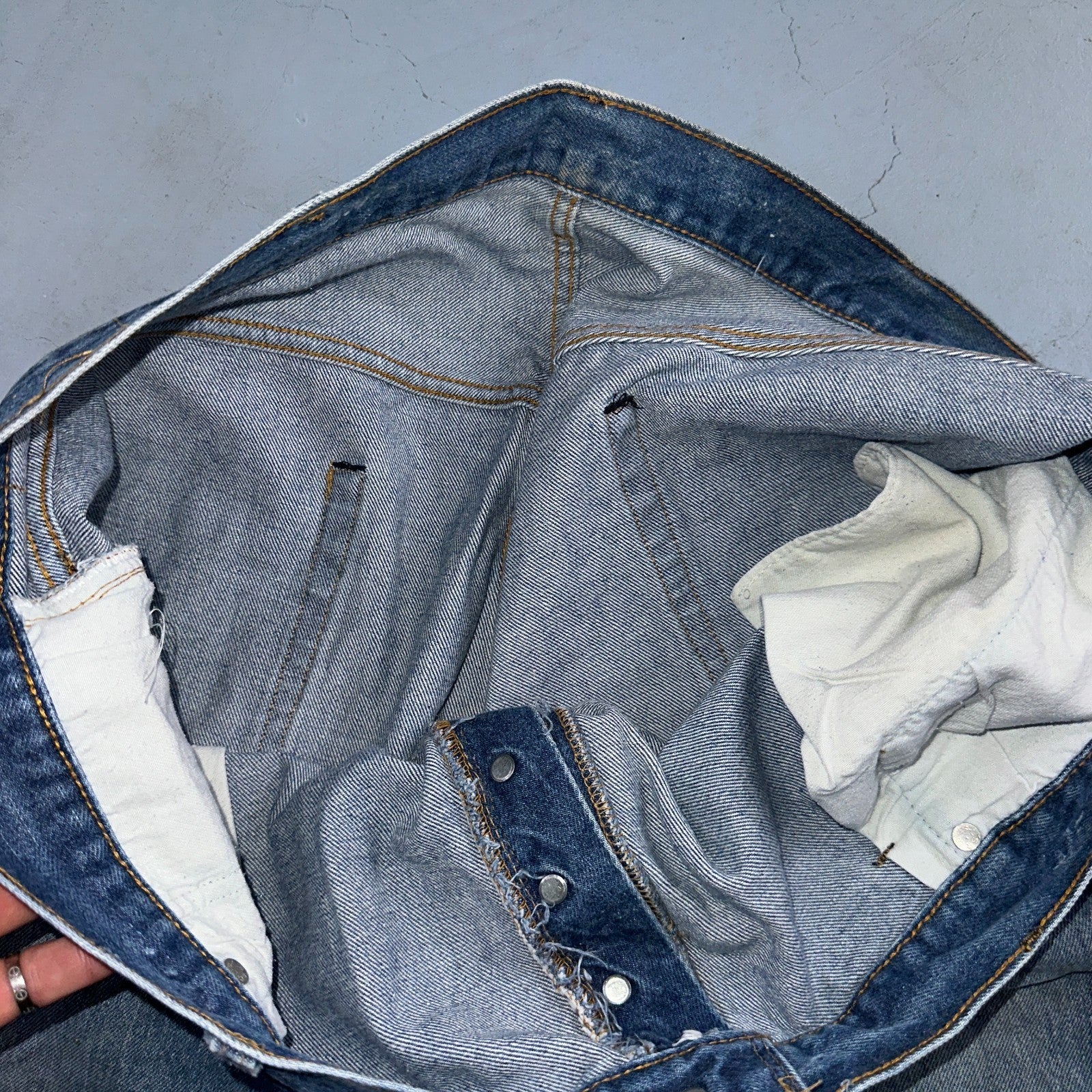 Levis 501 Vintage 80s Redline Selvedge USA XX Jeans Med Wash 48x30 Act 43x27