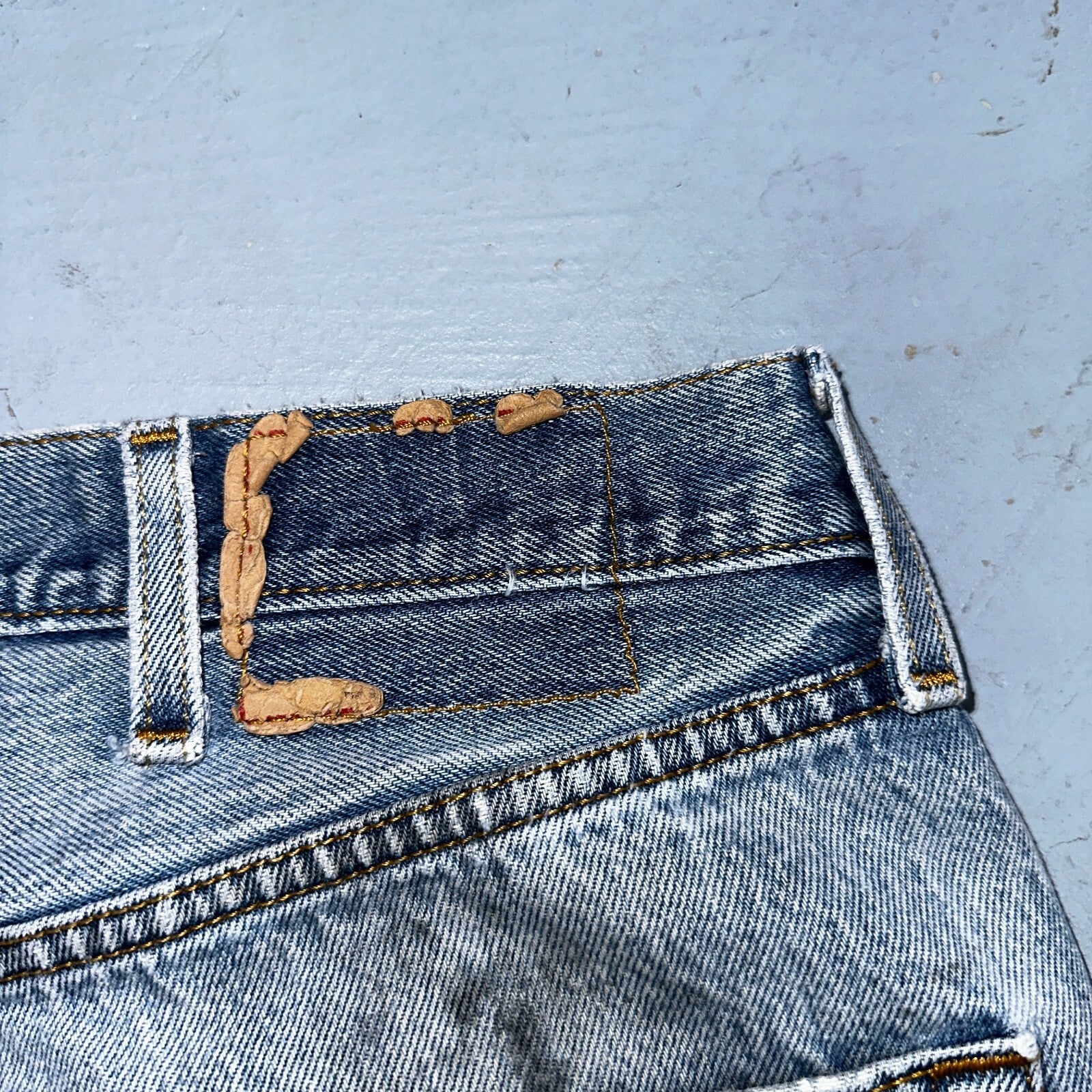 Levis 501 Vintage Y2K XX Straight Leg Jeans 90s Blue Light Wash 38x30 Act 35x26