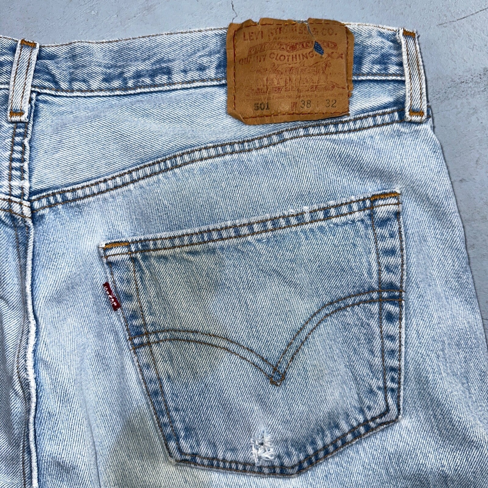 Levis 501 Vintage 90s USA XX Straight Leg Jeans Blue Light Wash 38x32 Act 37x31