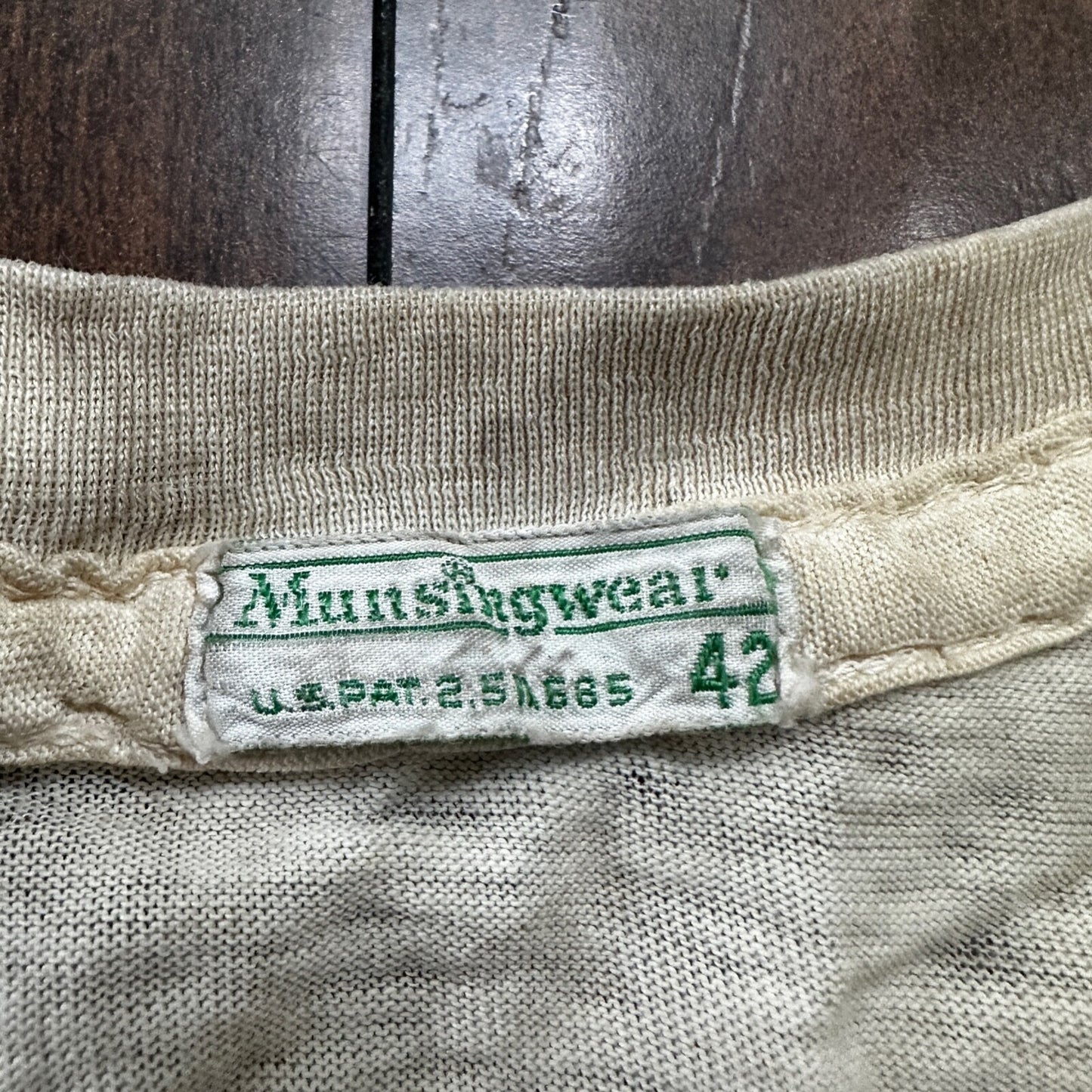 Thrashed Munsingwear Vintage T Shirt 60s 70s Grunge Garbage White Rockabilly