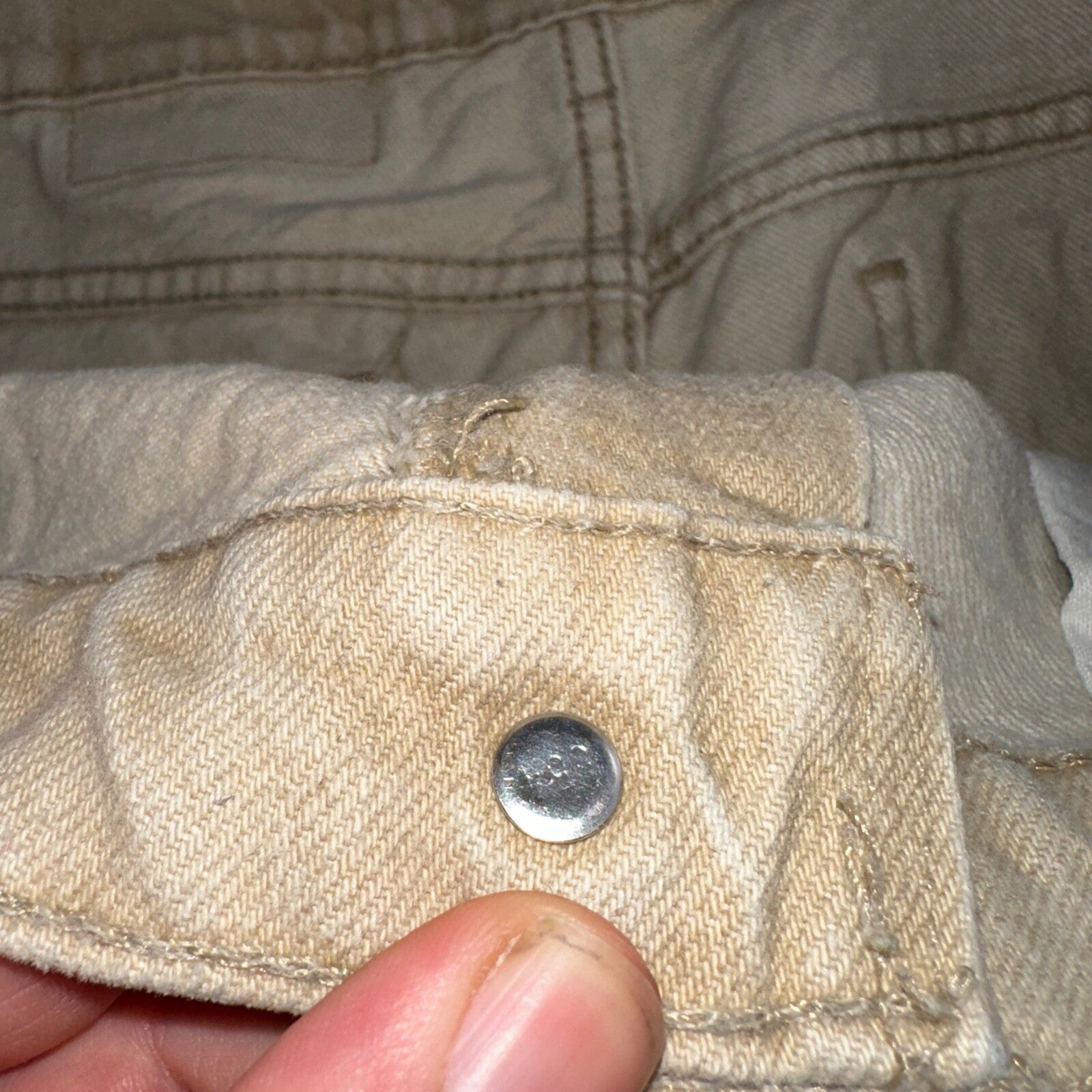 Levis 550 Vintage 90s USA Orange Tab Relaxed Tapered Leg Beige Tan Jeans 38x30