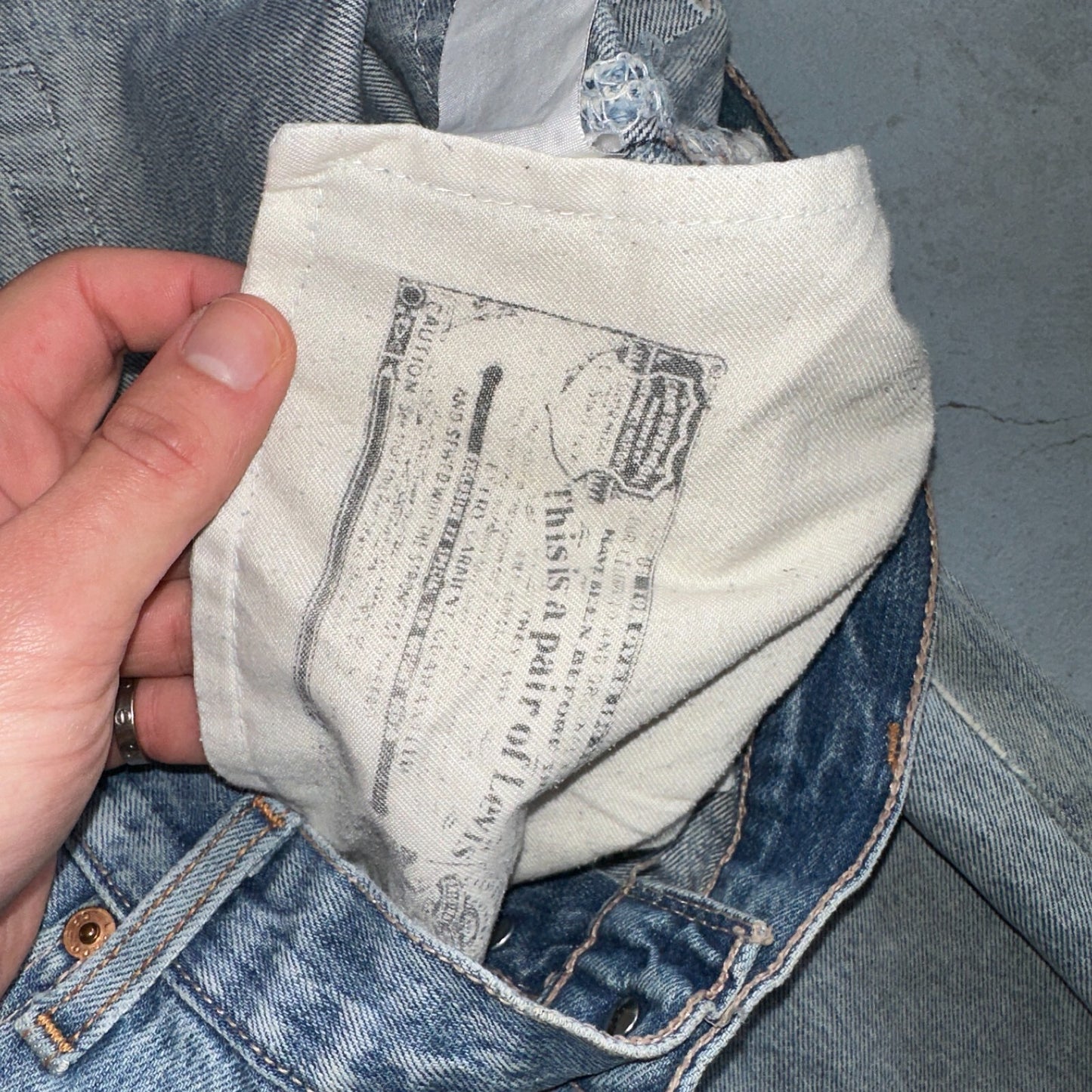 Levis 501 Vintage Y2K XX Straight Leg Jeans Blue Light Wash 38x34 Act 38x32