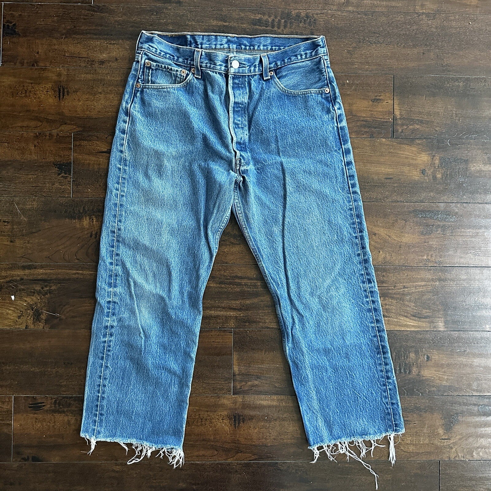 Levis 501 Vintage 90s Straight Leg XX Capri Jeans 36x34 Light Wash Act 32x25