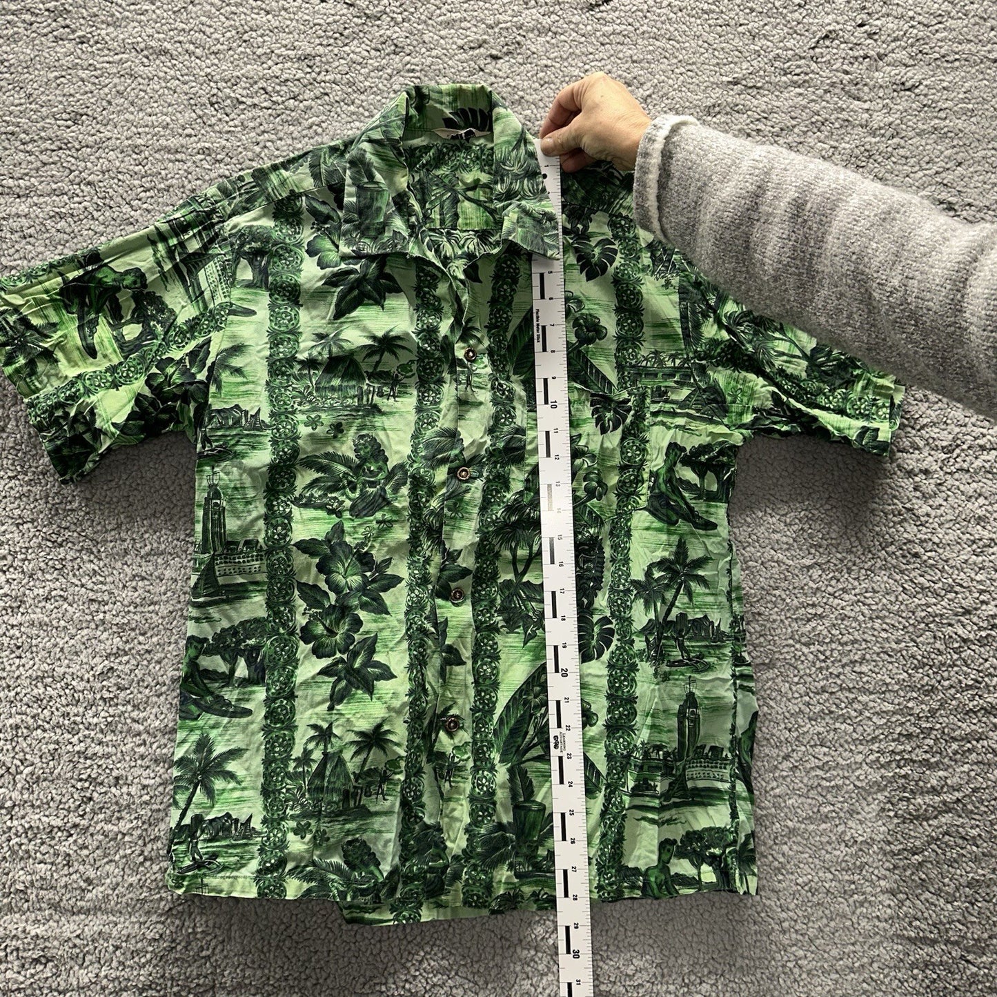 Vintage 50s Hawaiian Aloha Print Shirt Rockabilly Honolulu 60s Button USA Green