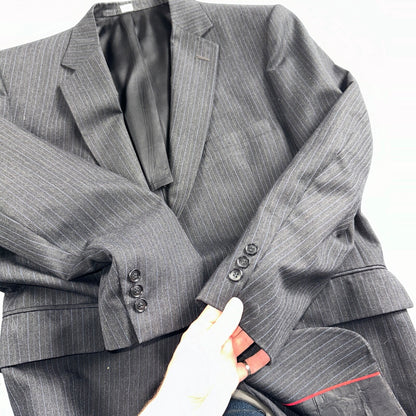 VTG Botany 500 Couture 42 USA MADE 2Pc Black/Gray Pinstriped Wool Suit