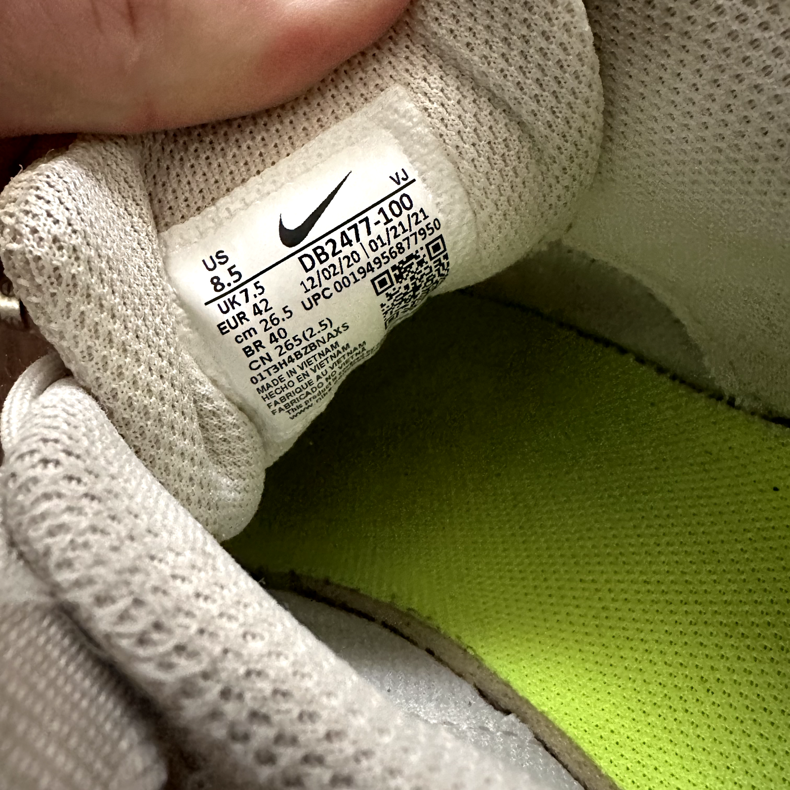 Nike Men's Crater Impact Lace Up Shoes Beige Orange Size 8.5 DB2477-100 No Box