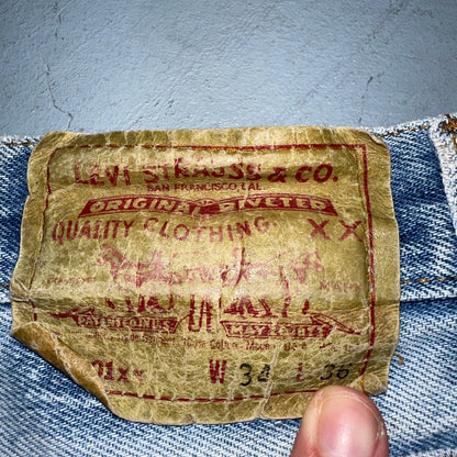 Levis 501 Vintage 90s USA XX Straight Leg Jeans Blue Light Wash 34x36 Act 32x32