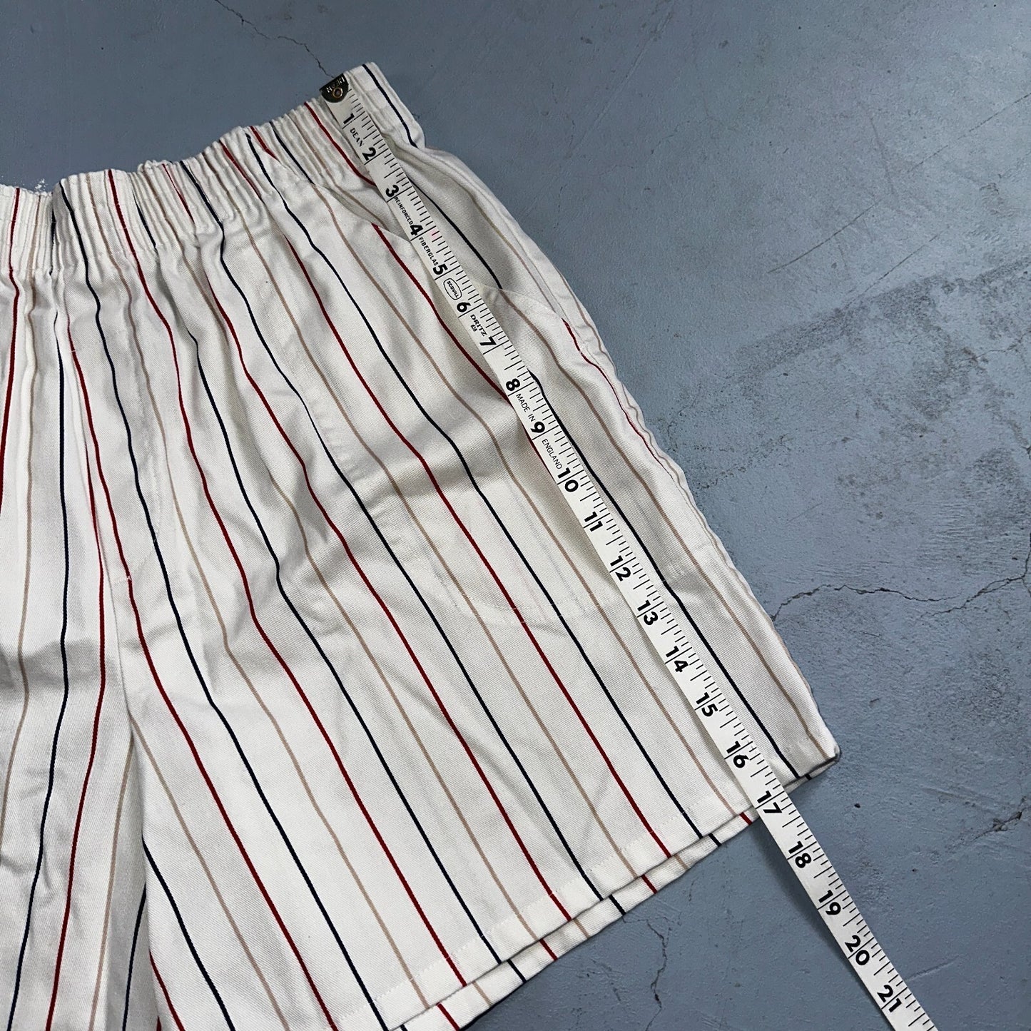 Cabin Creek Shorts Womens 12 Red White Striped Front Cotton Blend High Rise