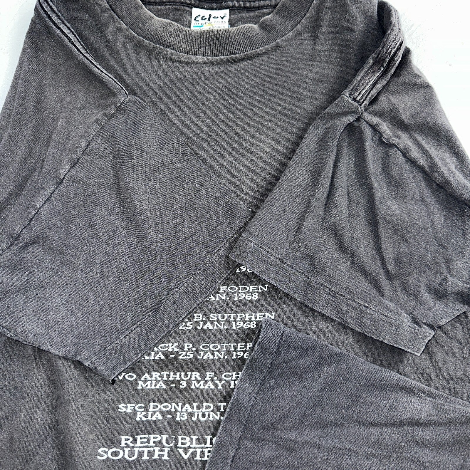 South Vietnam RIP VTG T Shirt Single Stitch Memorial War Army Military USA Faded