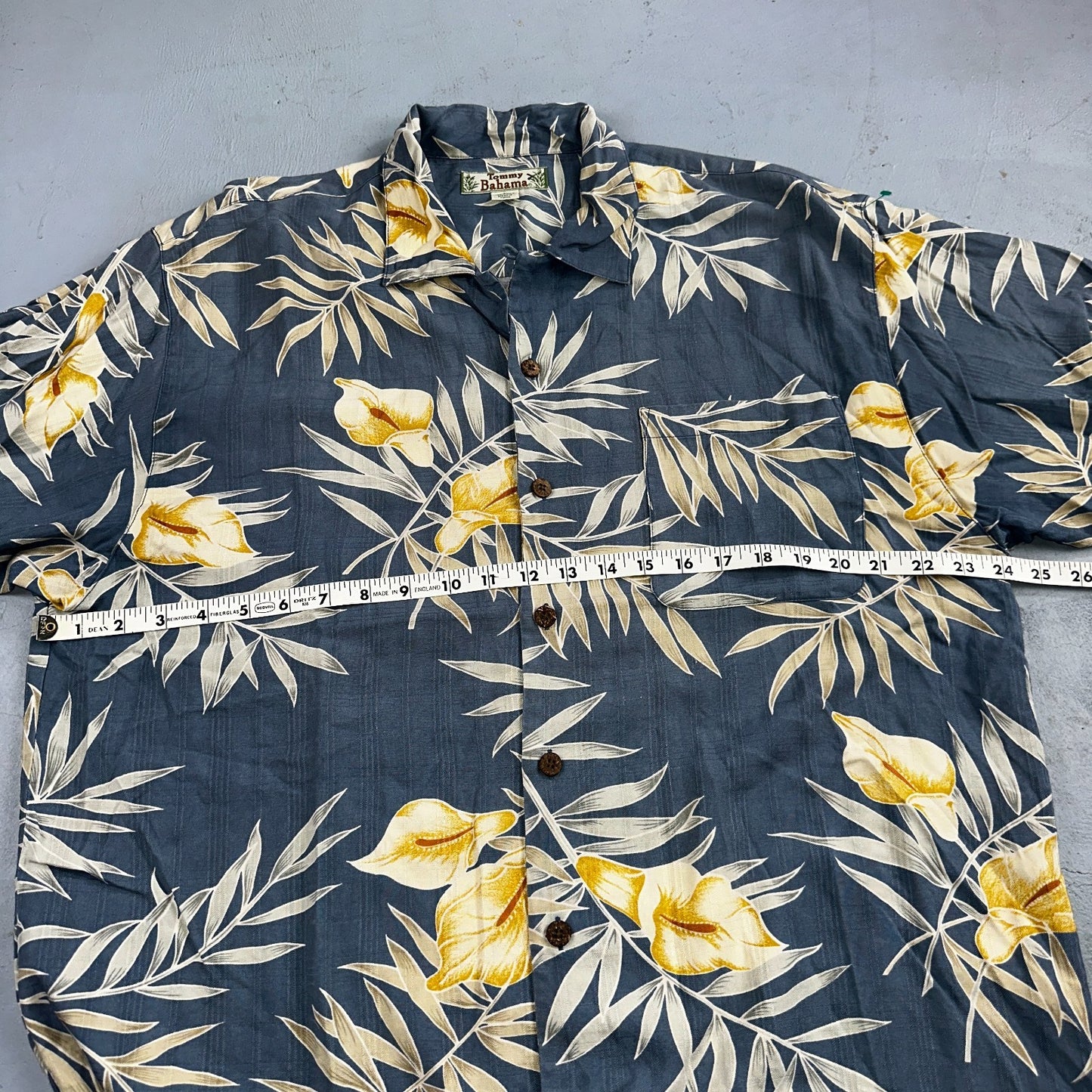 Tommy Bahama Shirt Mens Large Silk Blue Loop Collar Camp Short Sleeve Hawaiian