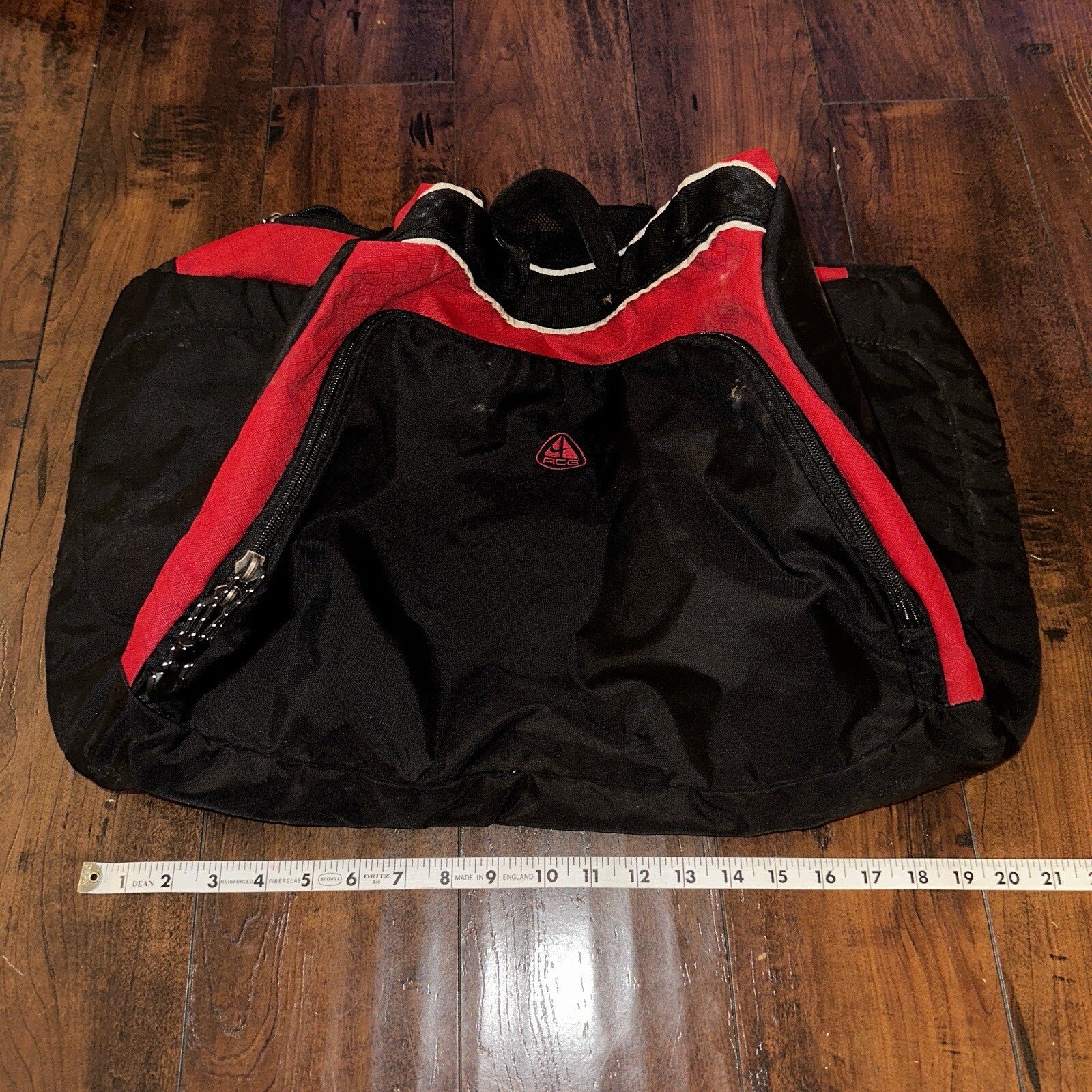 Nike ACG Duffle Bag Gym Travel Rare VTG 1990s Hike Basketball JORDAN 90s Bred