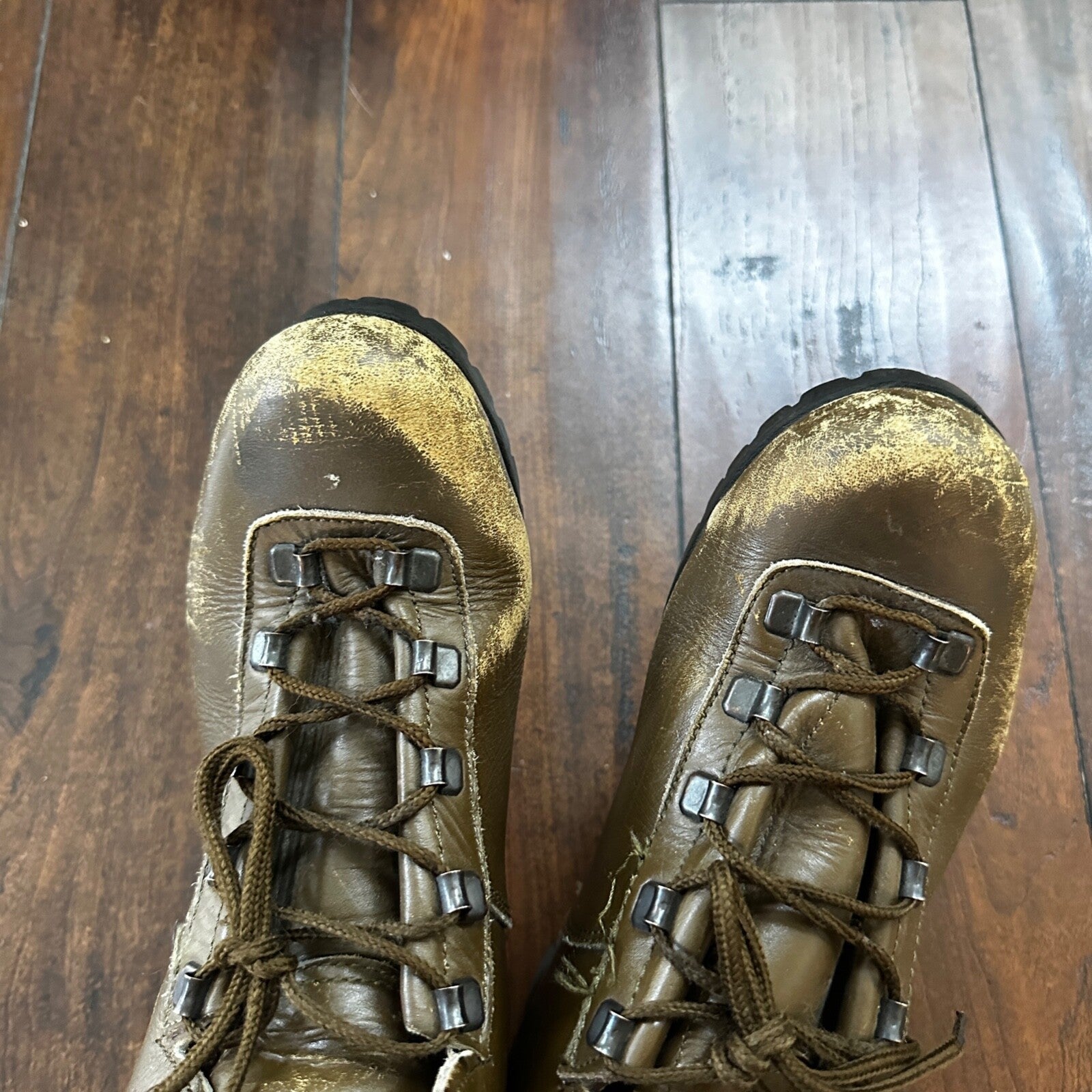 VTG Dunham Men’s 7? Tyrolean Mountain Hiking Boots Vibram Sole Italy