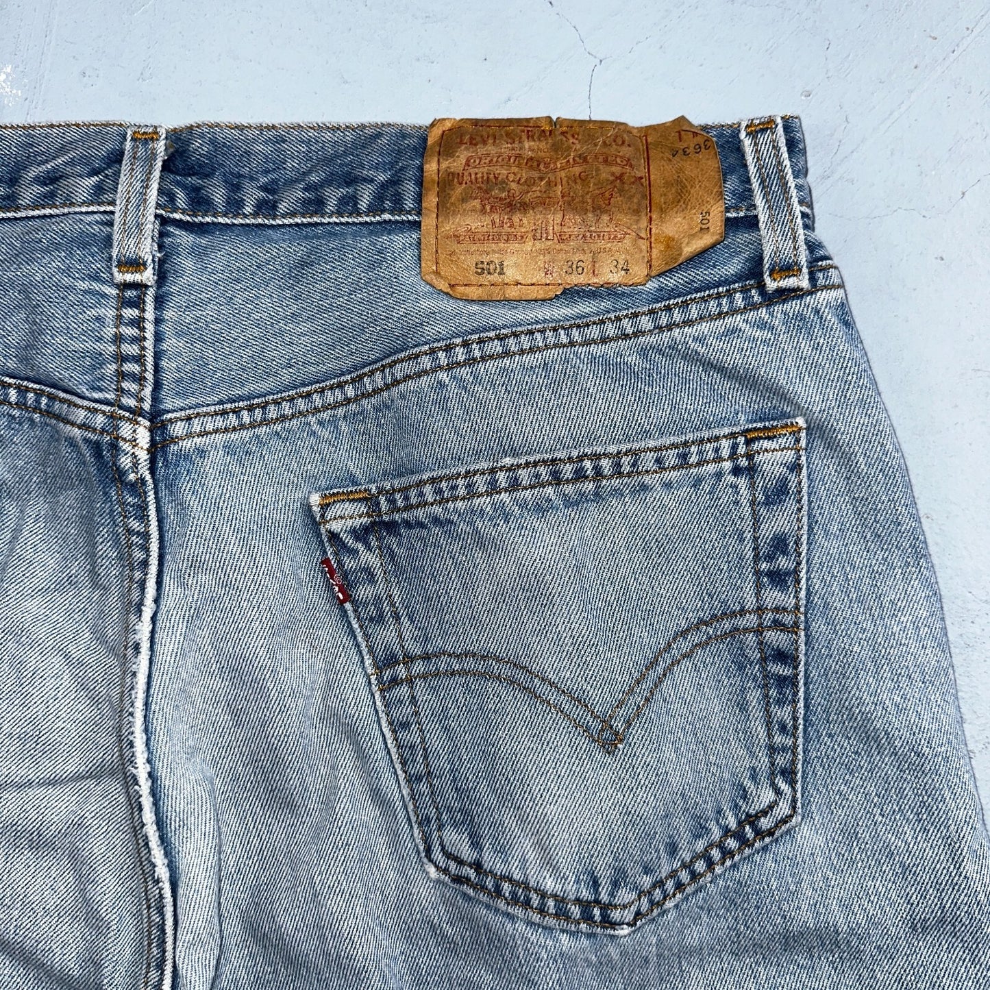 Levis 501 Vintage 90s USA XX Straight Leg Jeans Blue Light Wash 36x34 Act 34x33