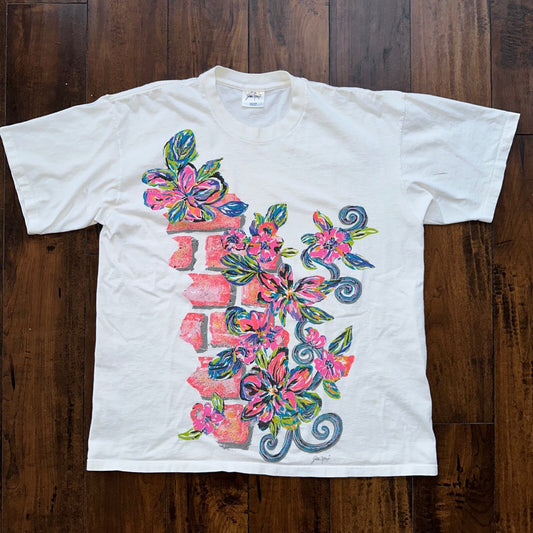 Flowers Big Print Vintage T Shirt 90s Love Butterflies Brick Art Cute Picasso