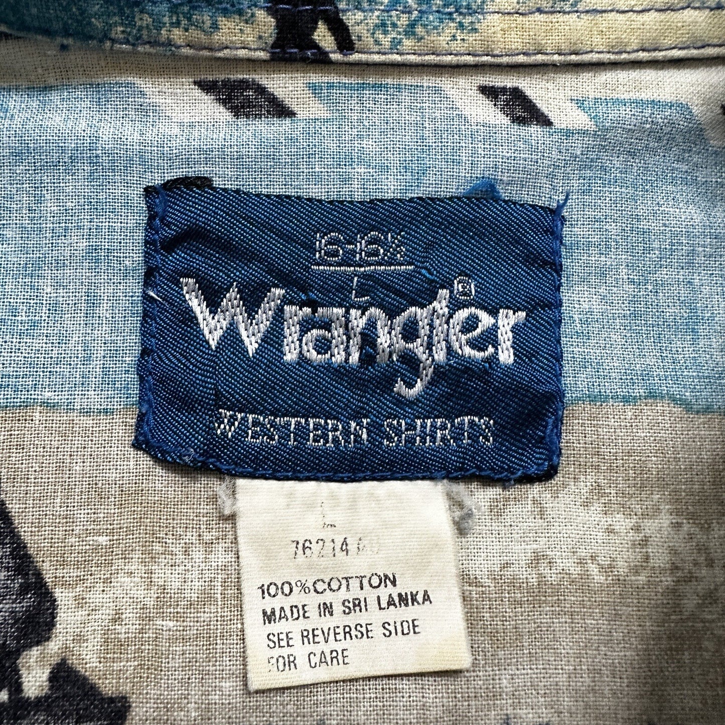 Wrangler VTG Aztec All Over Print Cowboy Cut Button Up Shirt Mens 16.5 USA