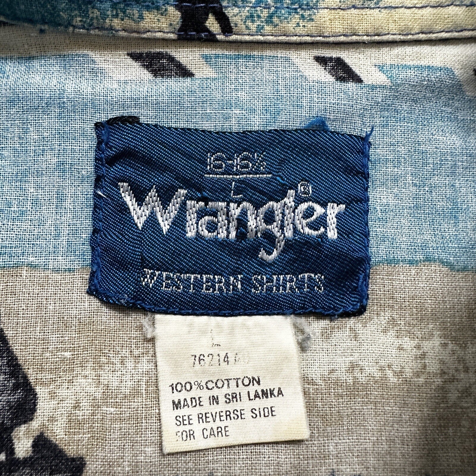 Wrangler VTG Aztec All Over Print Cowboy Cut Button Up Shirt Mens 16.5 USA