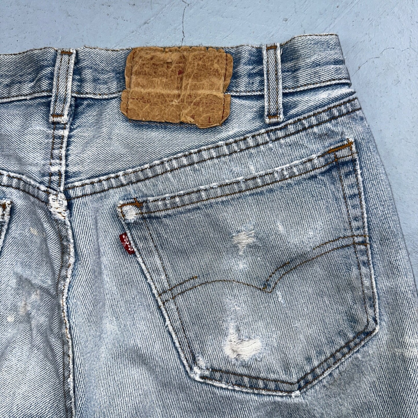 Levis 501 Vintage 80s USA XX Straight Leg Jeans Blue Thrashed 33x38 Act 31x33