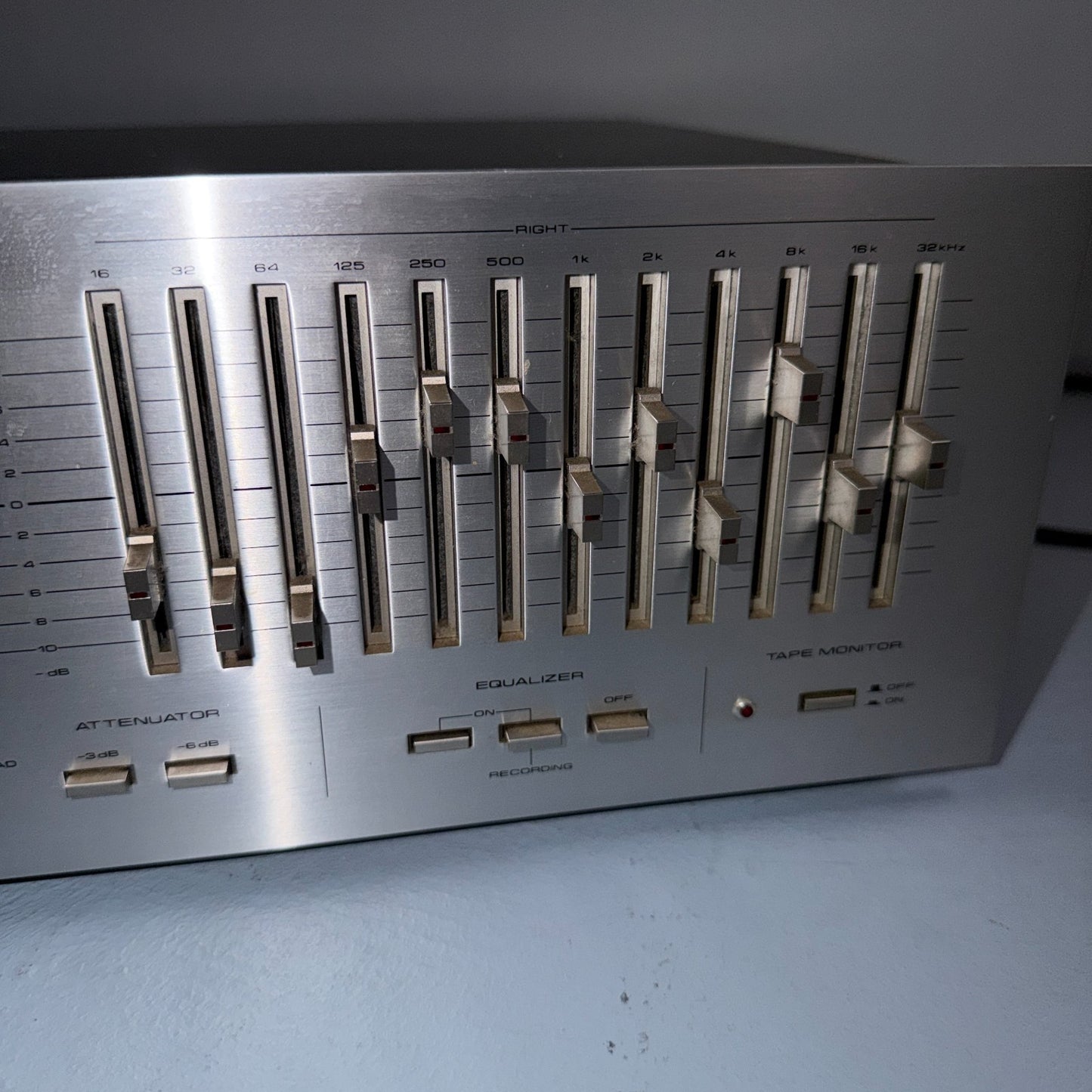 Pioneer SG-9800 Stereo Graphic Equalizer EQ - Please Read Description