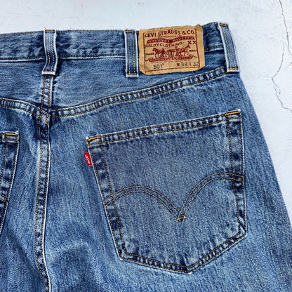 Levis 501 Vintage Y2K XX Straight Leg Jeans 38x32 Med Wash 2000s Act 35x30