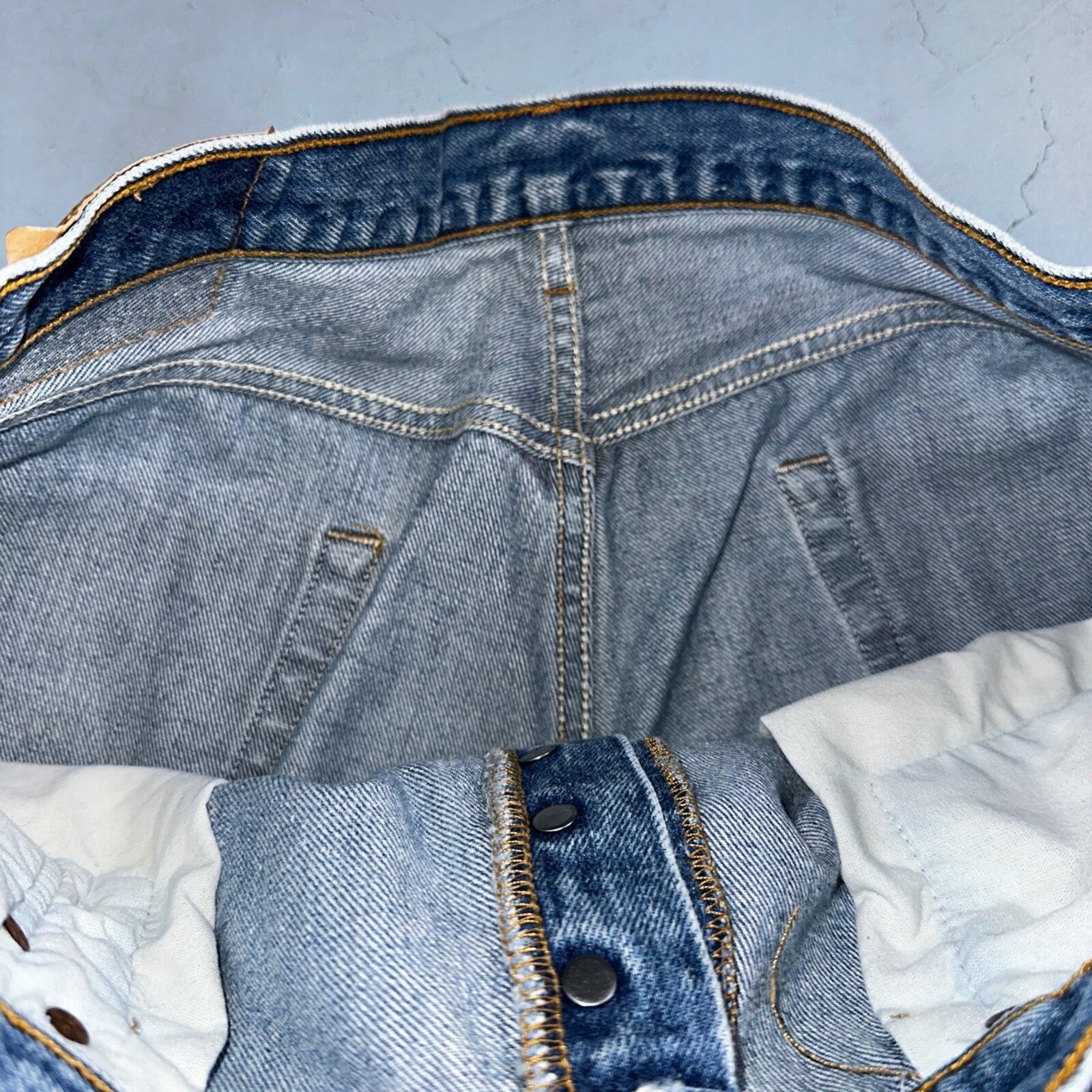 Levis 501 Vintage 90s USA XX Straight Leg Jeans Blue Light Wash 38x32 Act 34x28