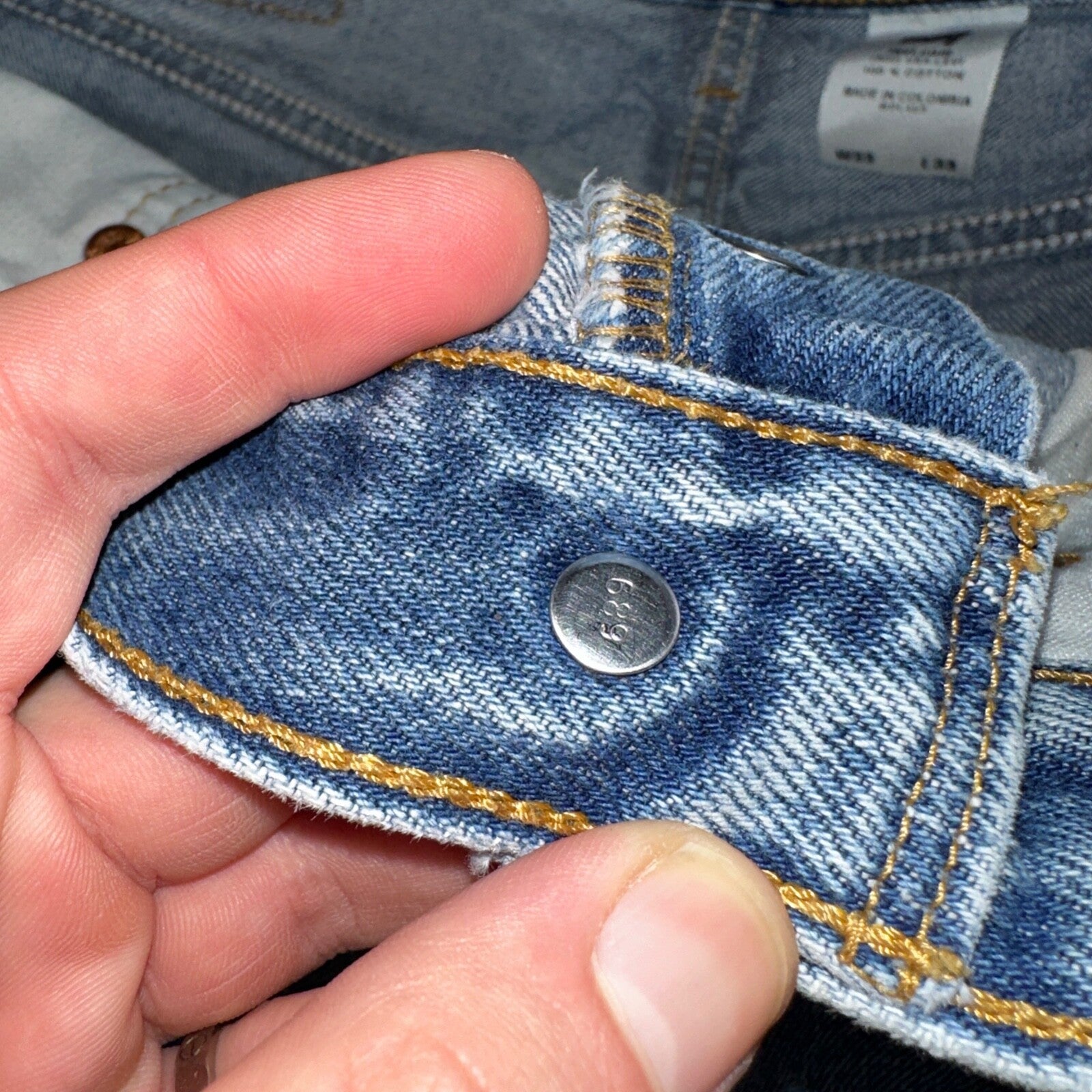 Levis 501 Vintage Y2K XX Straight Leg Jeans 90s Blue Med Wash 33x33 Act 30x30