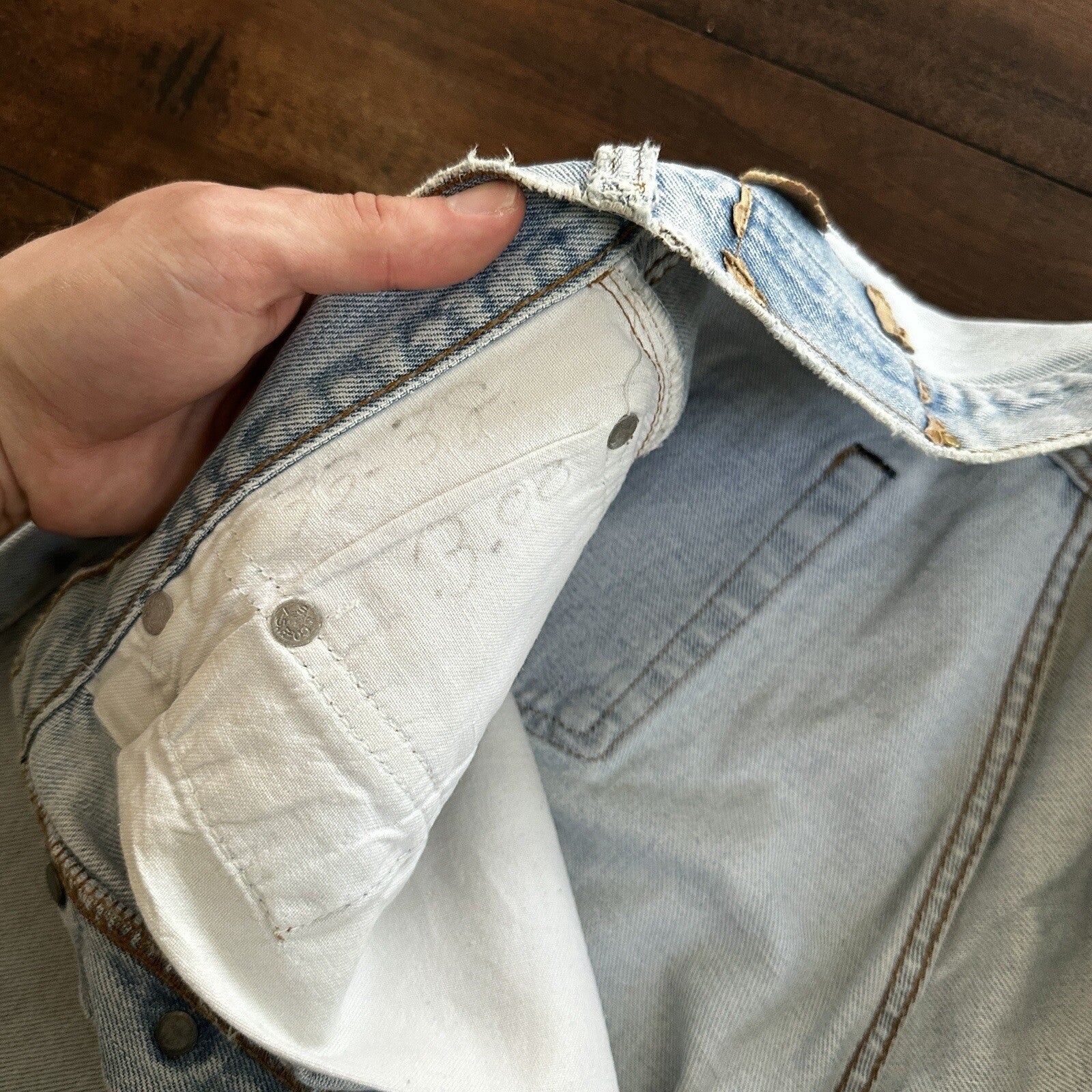 Levis Vintage 80s Redline Selvedge USA 501 Light Wash Blue Jeans 70s Act 29x33