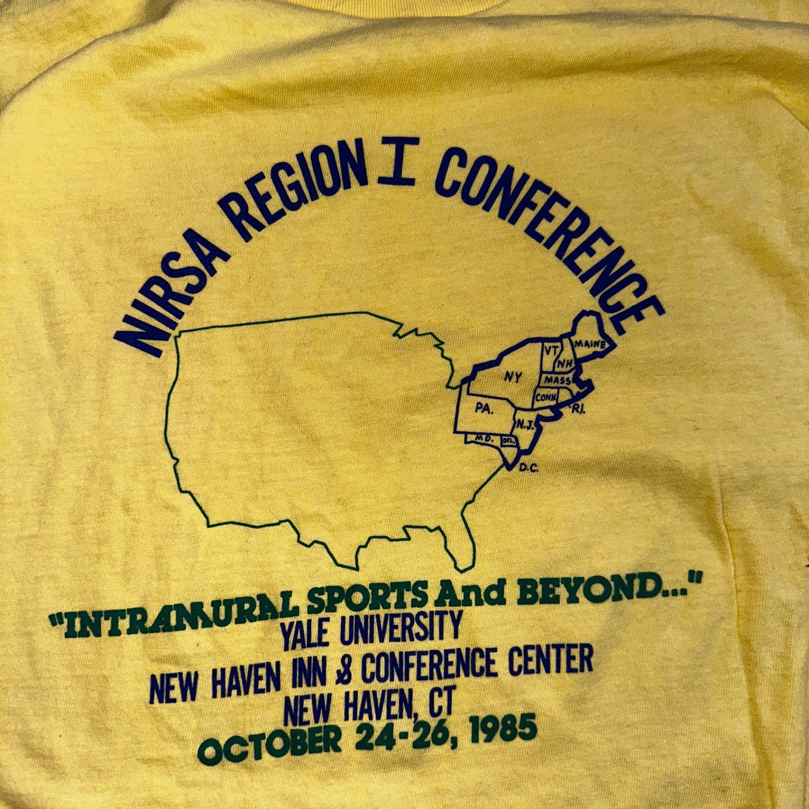 Yale University 1985 NIRSA VTG T Shirt Yellow Screen Stars New York East Coast