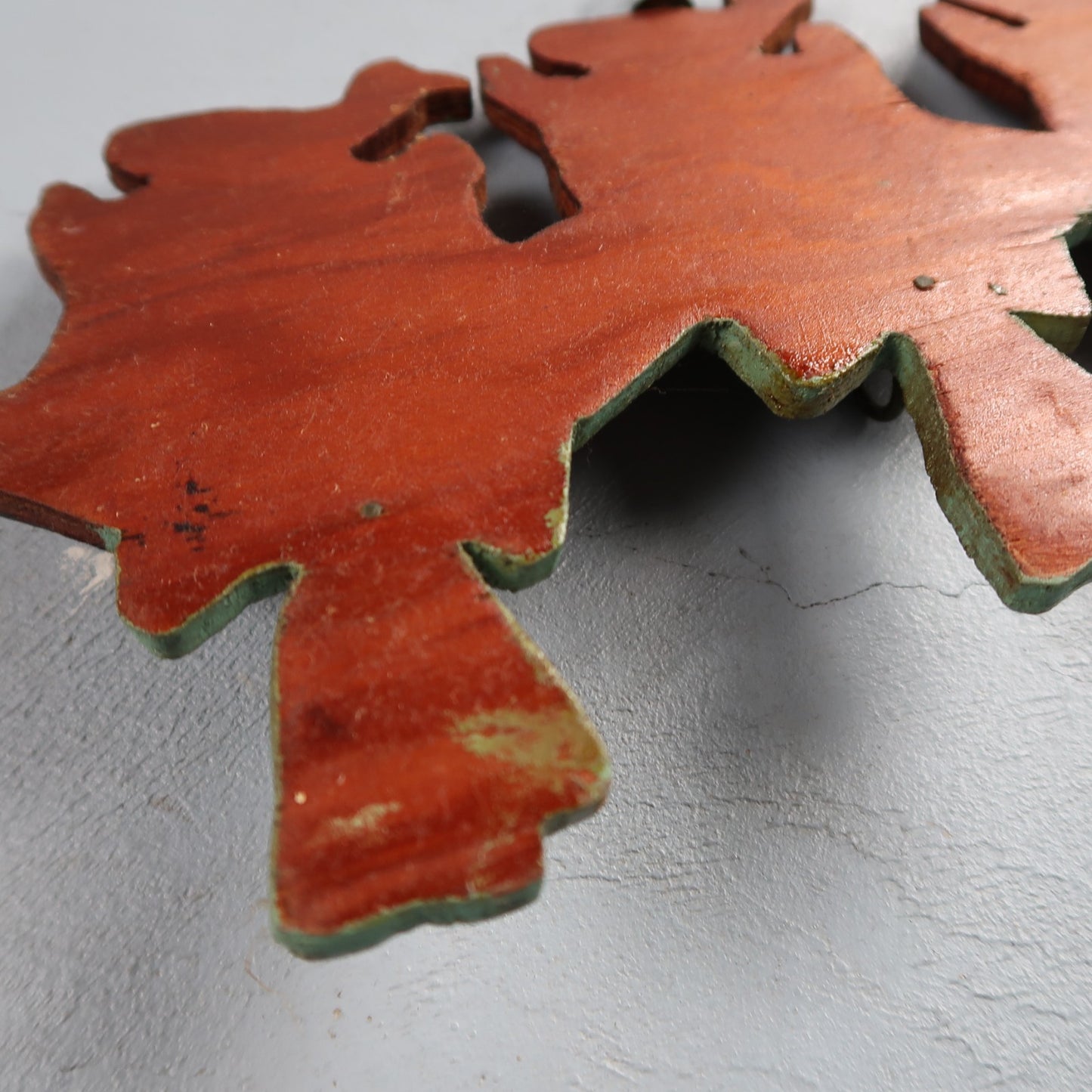 Vintage Three Little Pigs Wood Cutouts Hand Painted Wall Plaques Tie Hanger Hook