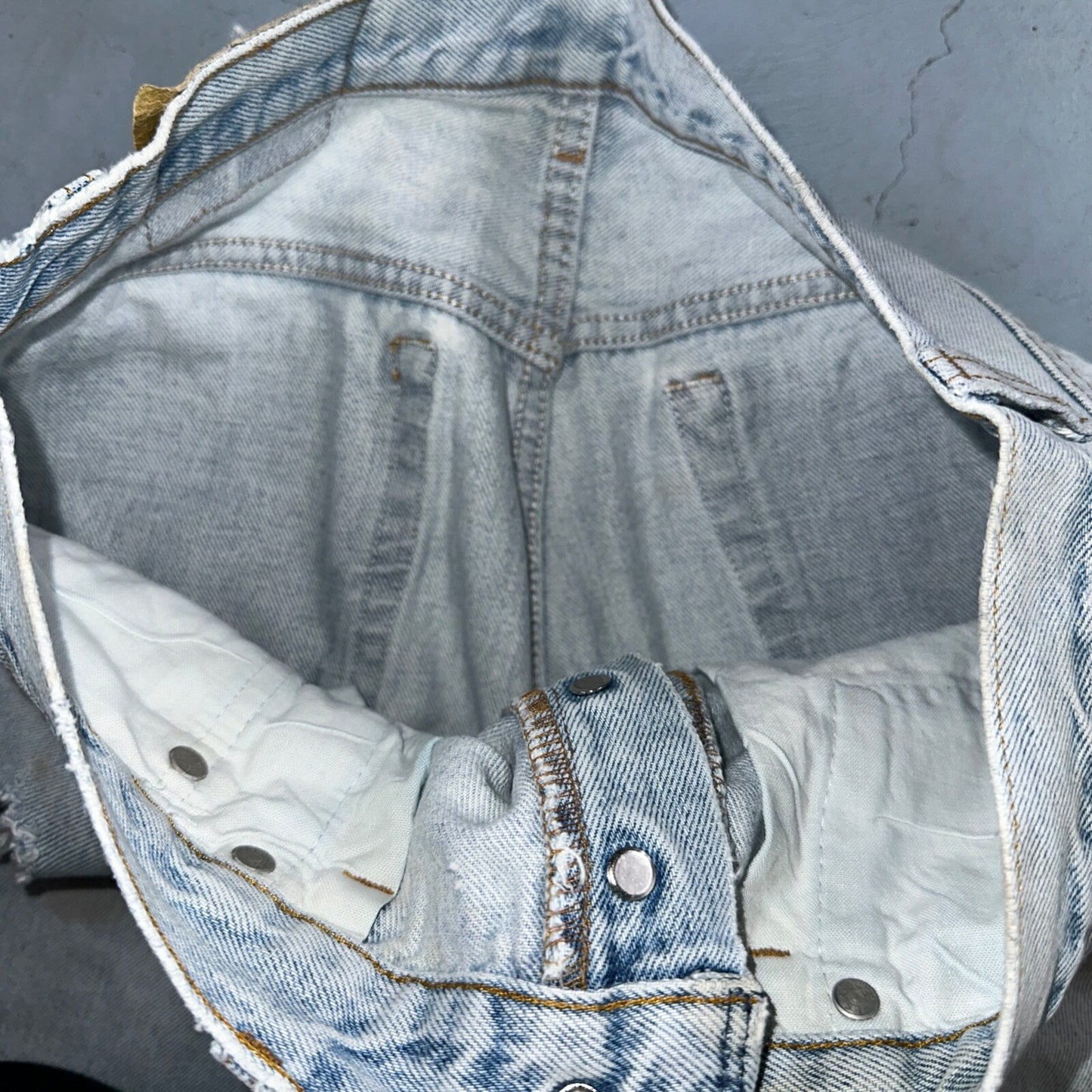 Levis 501 Vintage 90s USA XX Straight Leg Jeans Blue Light Wash 34x36 Act 31x32