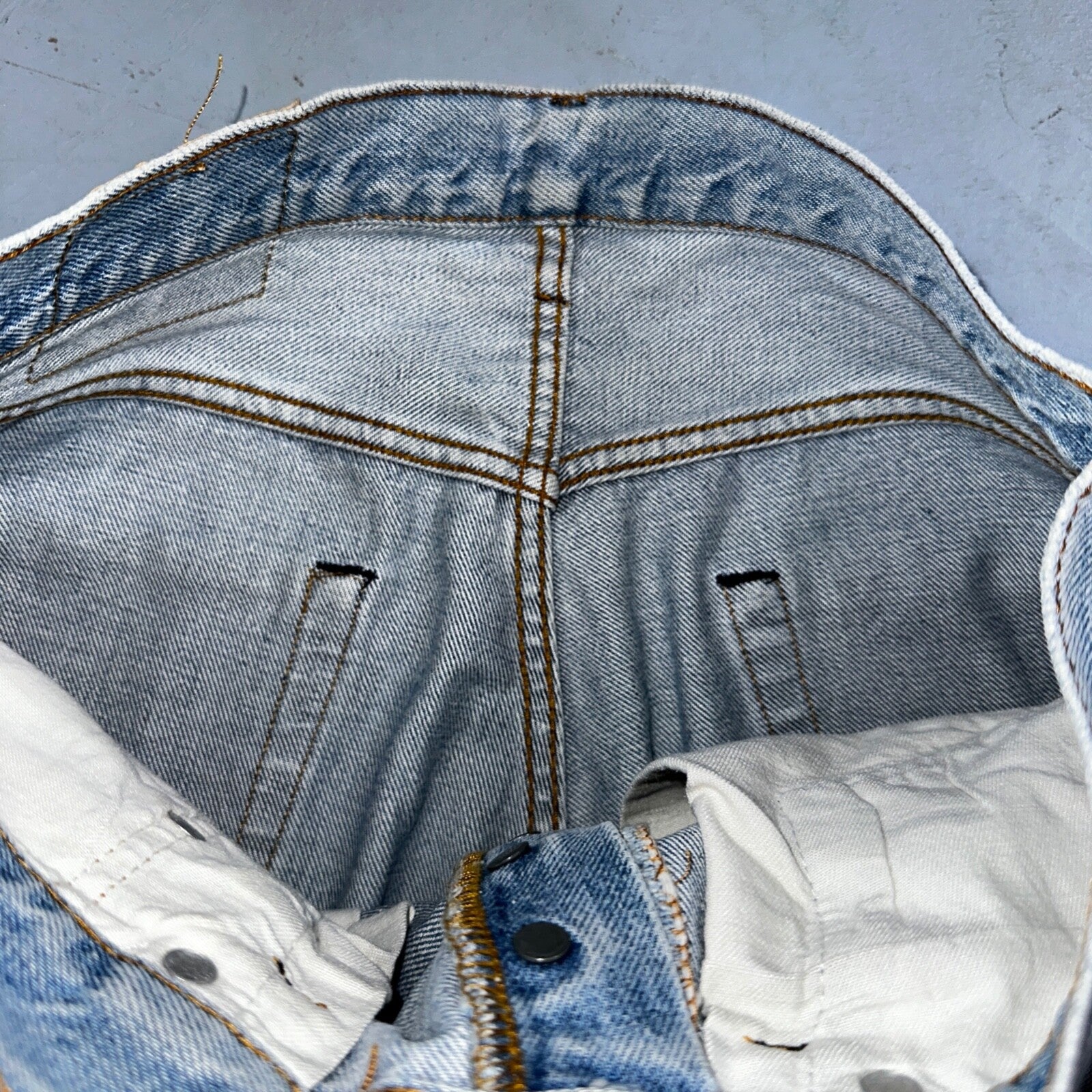 Levis 501 Vintage 80s Redline Selvedge USA XX Jeans Light Wash 30x36 Act 29x25