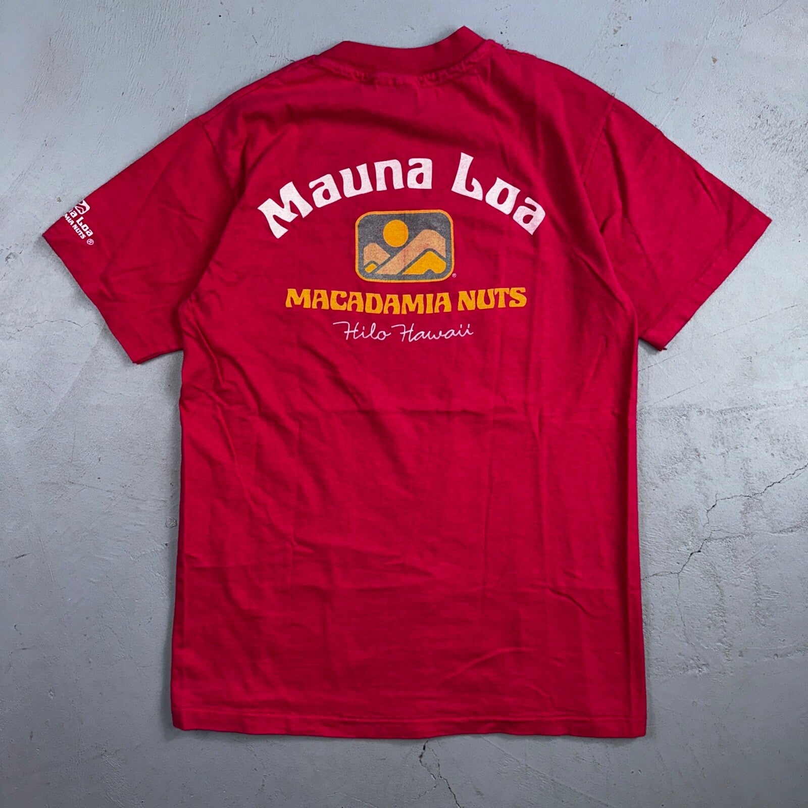 Mauna Loa Macadamia Nuts Hawaii Hanes 80s VTG T Shirt Promo Art Sun Aloha Cool