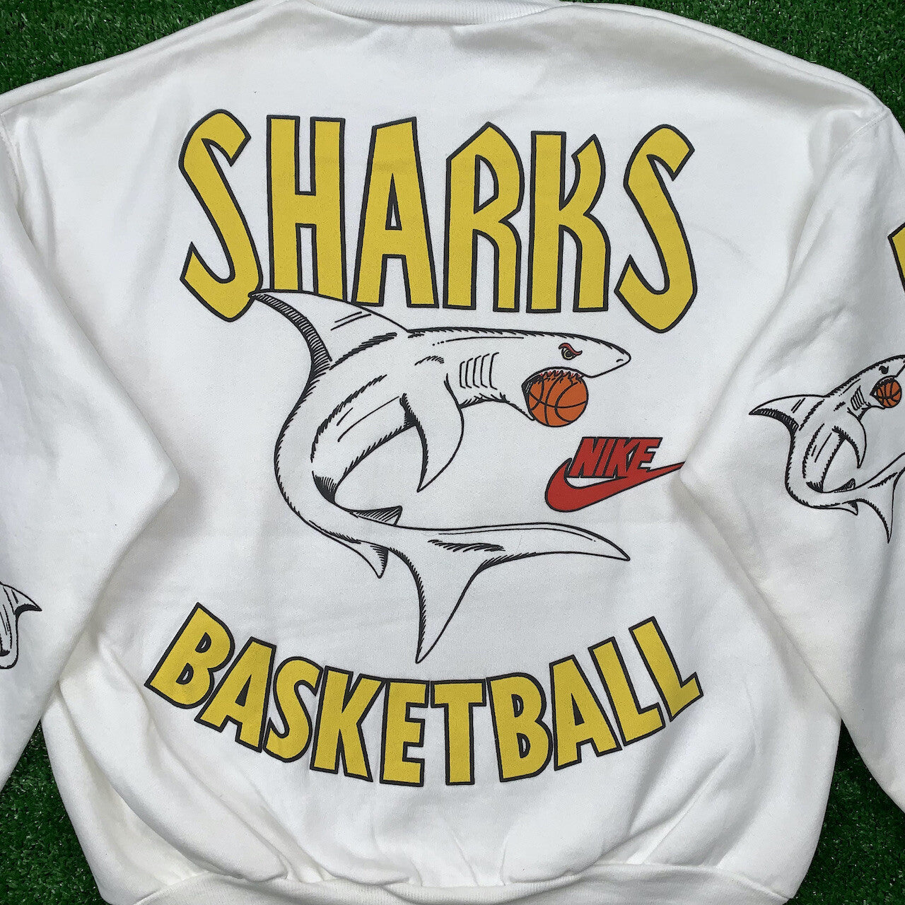 Nike Vintage Sweatshirt Mens T Shirt Sharks Crewneck AOP Basketball Jordan RARE