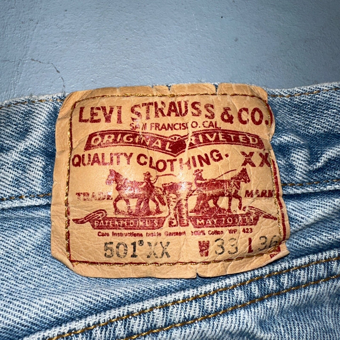 Levis 501 Vintage Y2K XX Straight Leg Jeans 33x36 Light Wash 2000s Act 31x31