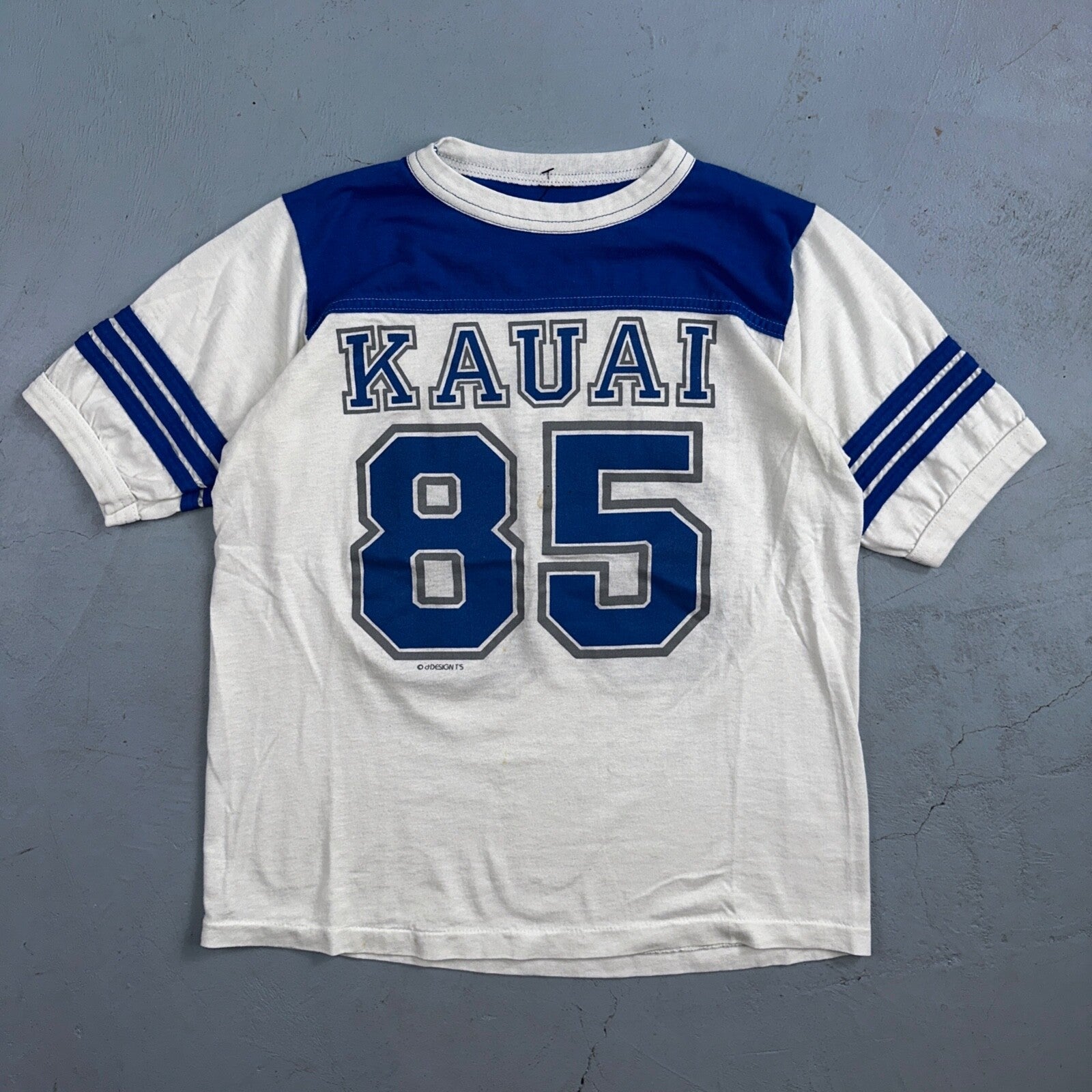 Kauai Hawaii 1985 VTG T Shirt 85 Jersey Style Tee Double Sided Graphic Numbers