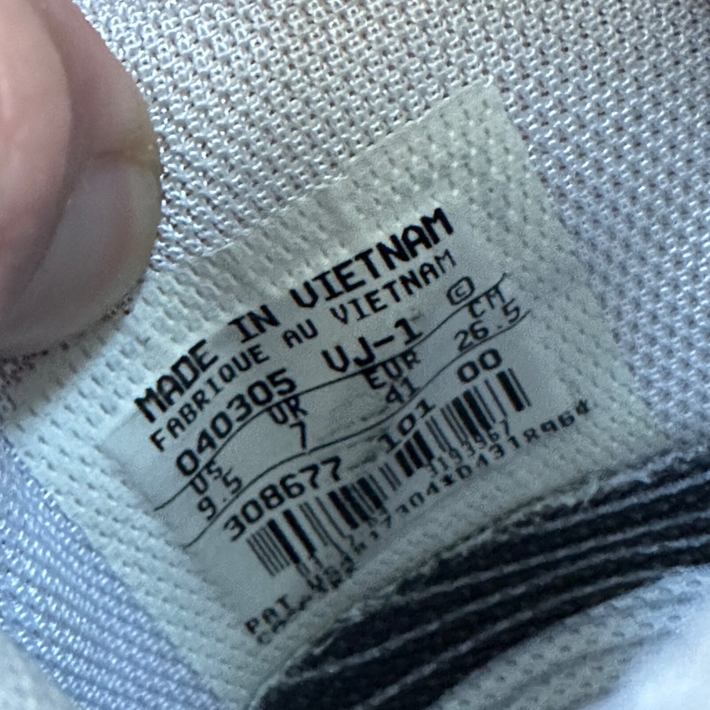 VTG Nike Air Max Womens Athletic Shoes 308677 101 Silver Black White 9.5 Y2K