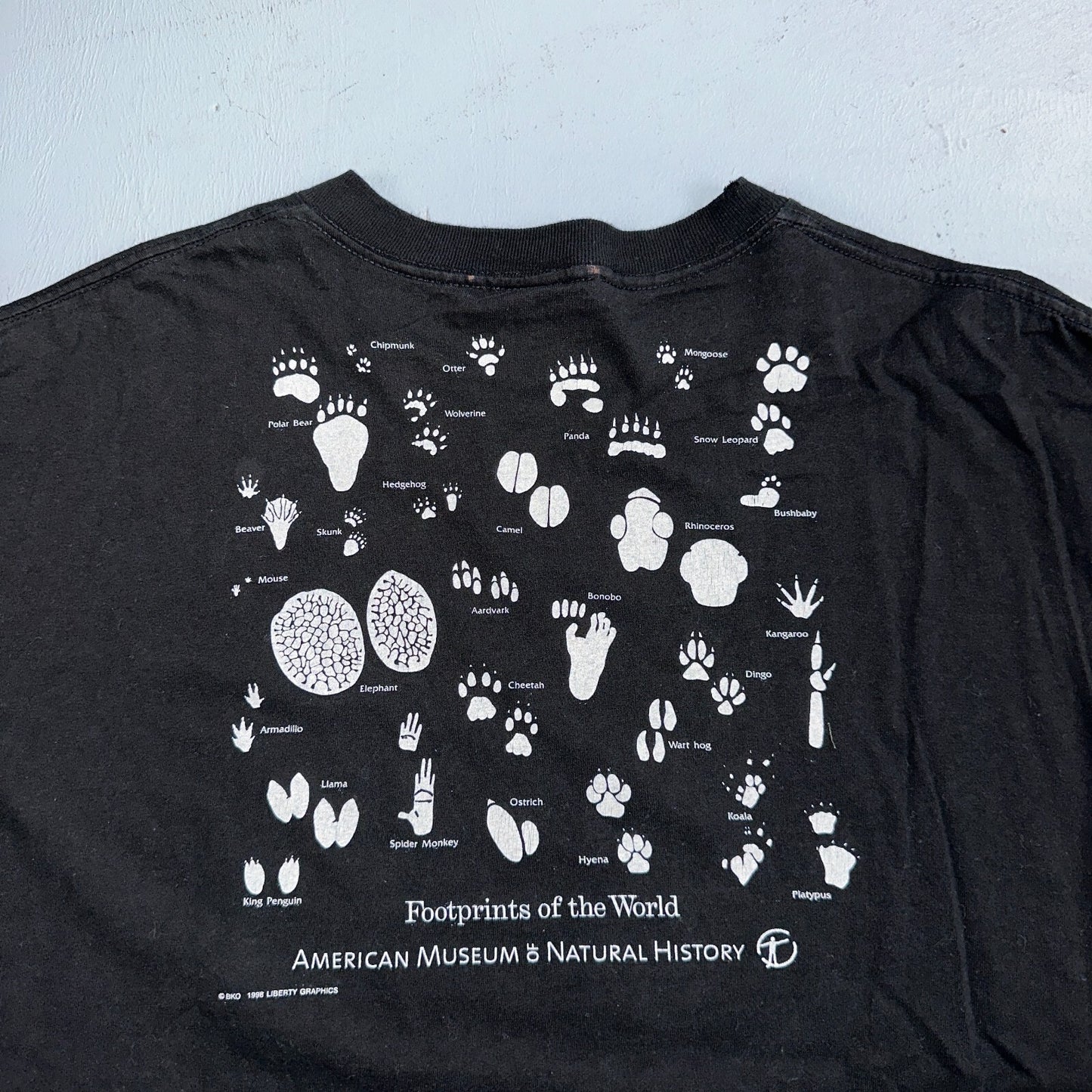 Constellations VTG T Shirt Animal Footprints Hippie Stoner Trippy Holistic Art