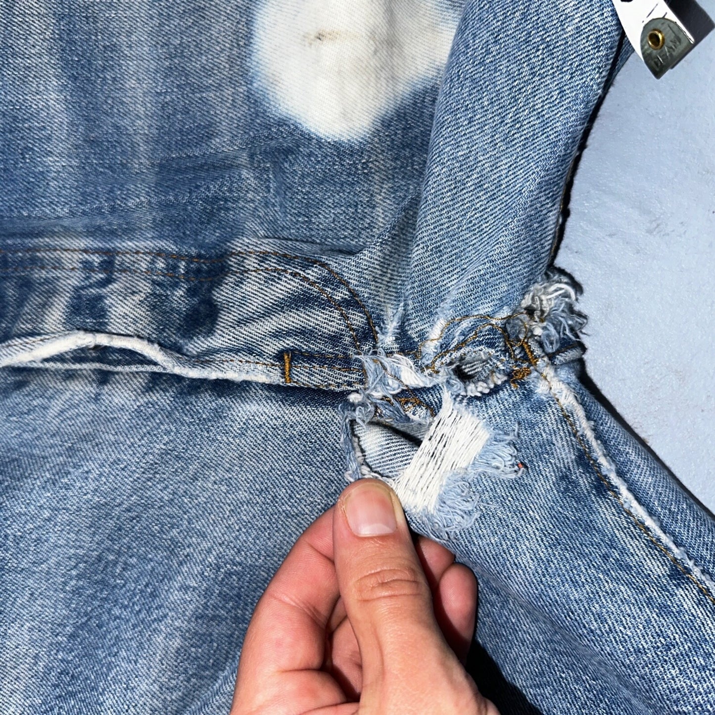 Levis 501 Vintage 80s Redline Selvedge USA XX Jeans Med Wash 35x36 Act 32x32