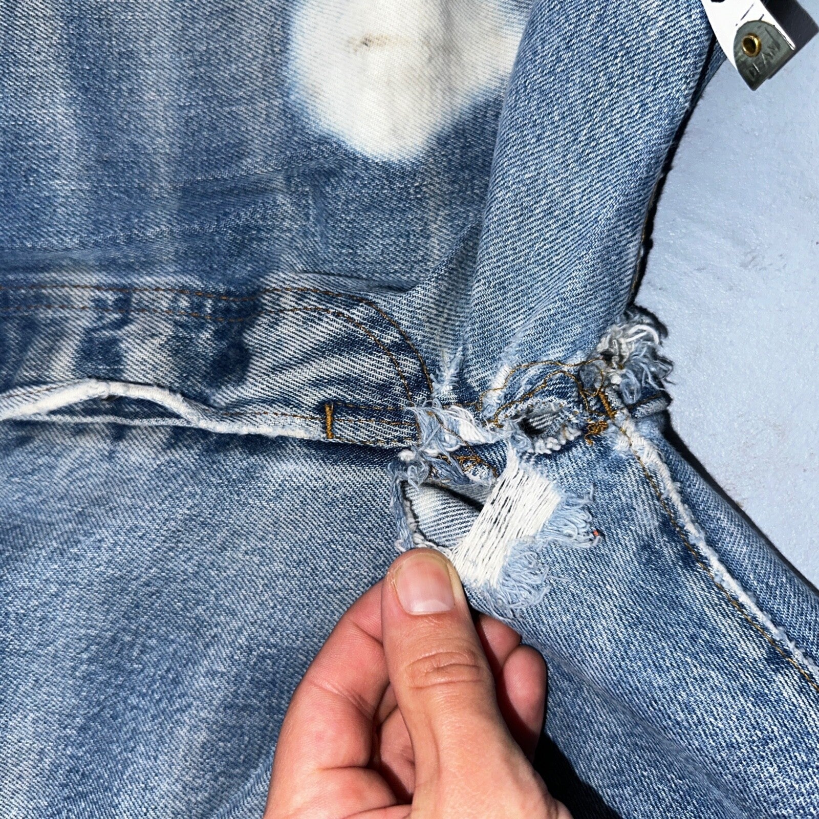 Levis 501 Vintage 80s Redline Selvedge USA XX Jeans Med Wash 35x36 Act 32x32