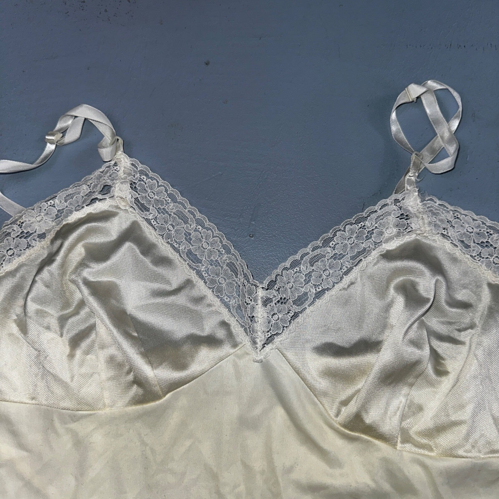 VTG Vanity Fair Lingerie Slip Dress Sleepwear Full Sweep Nightgown Lace Lot 2