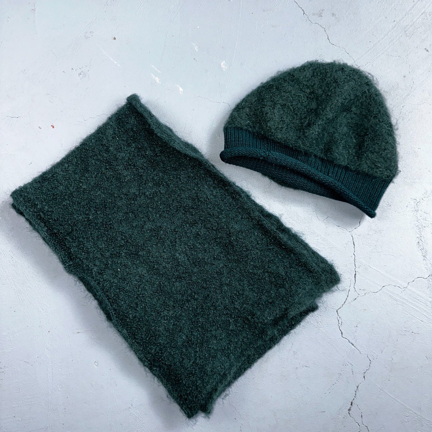 Nordstrom 1970s VTG Green Mohair Wool Winter Scarf and Hat RARE 70s Art Deco