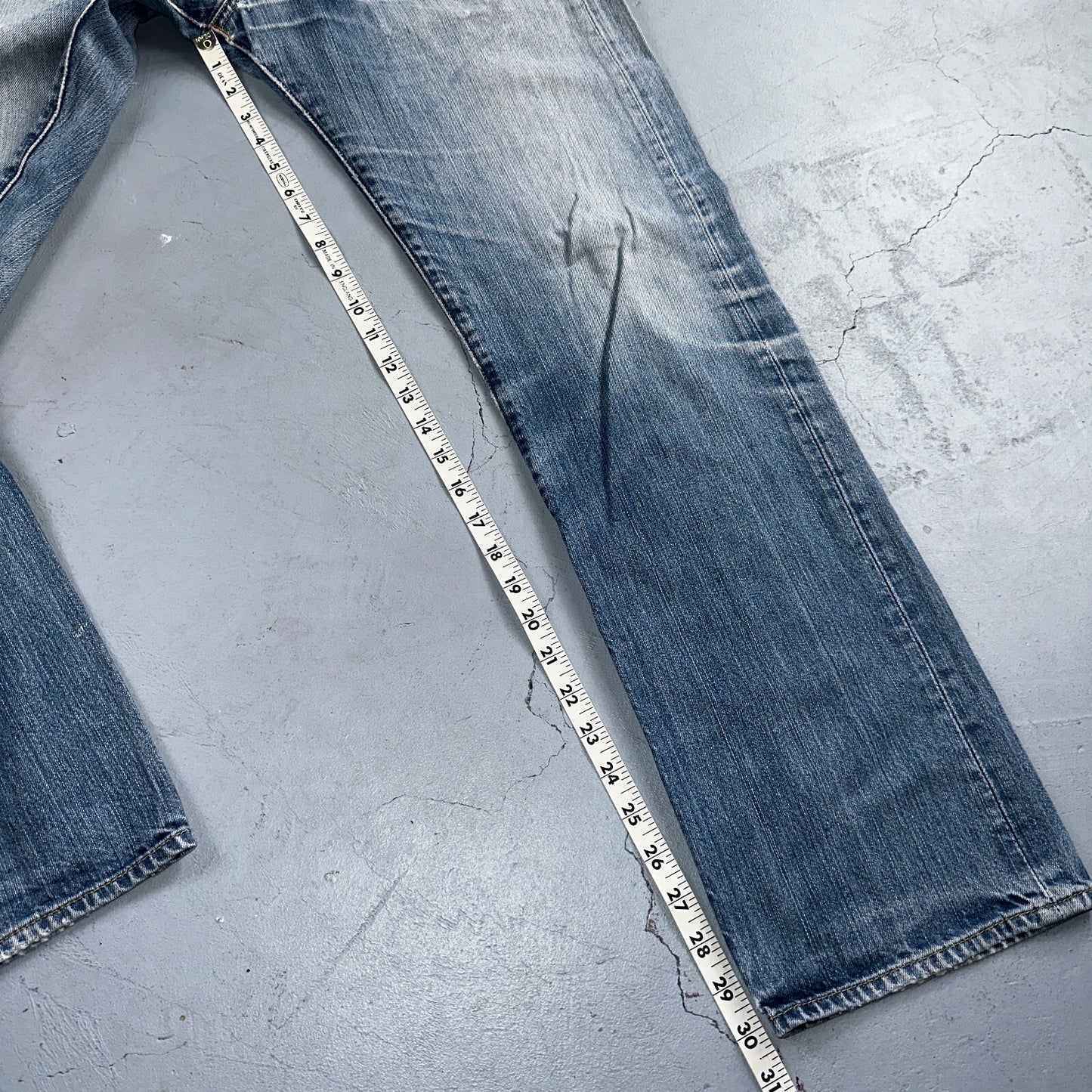 Levis 501 Vintage Y2K XX Straight Leg Jeans Blue Light Wash 33x32 Act 31x30